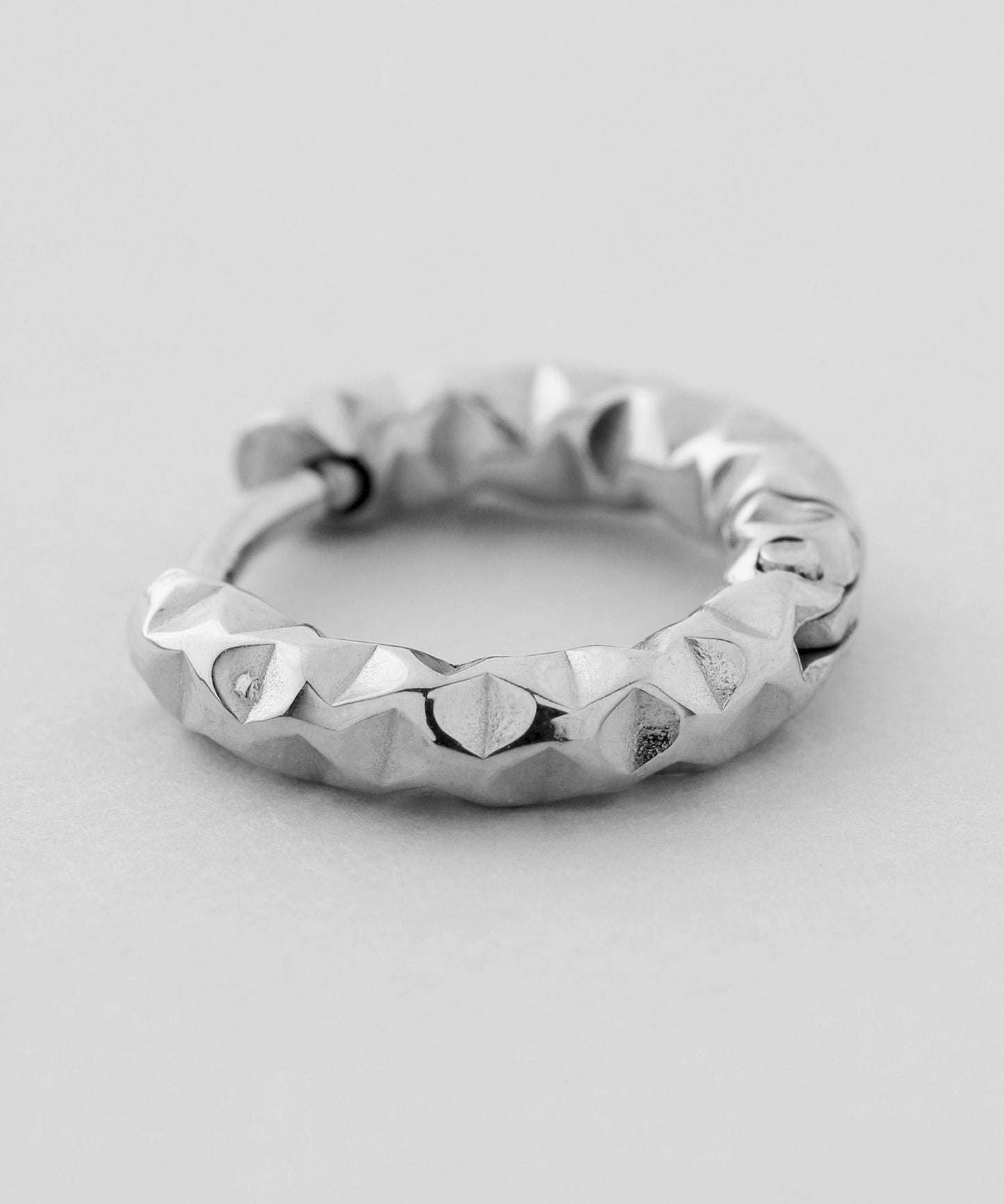 【Stainless Steel】Bumpy Hoop Earrings