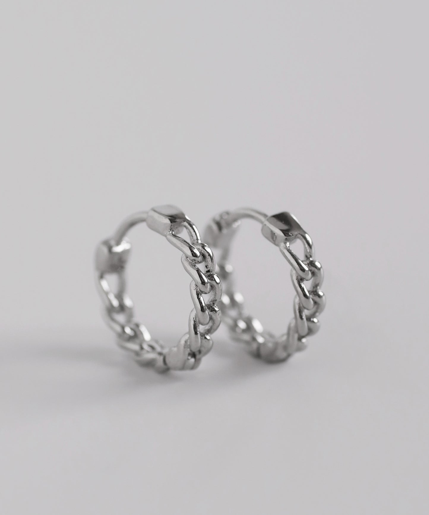 【Stainless Steel】Chain Motif Hoop Earrings