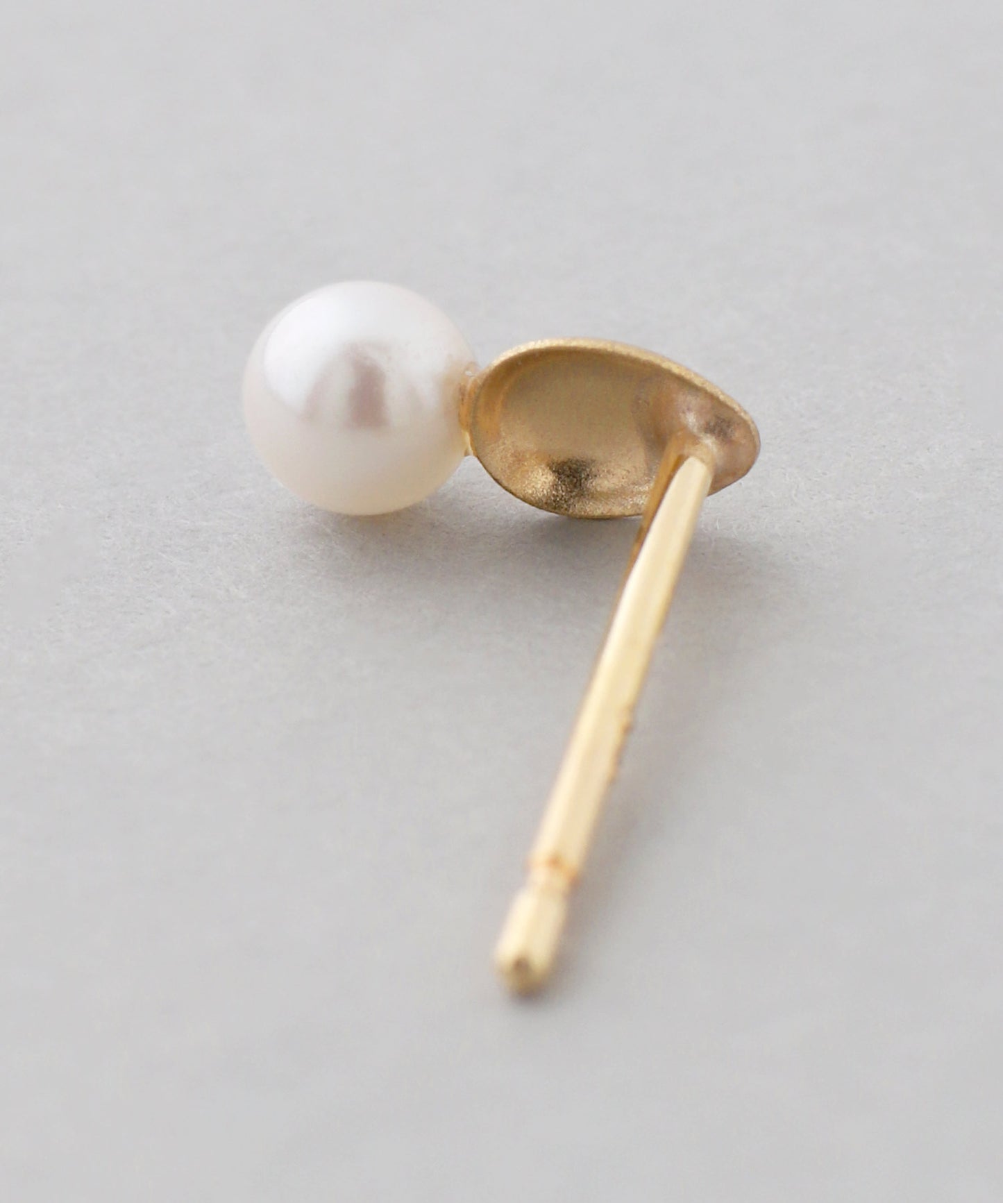 Freshwater Pearl Earrings[[K10]