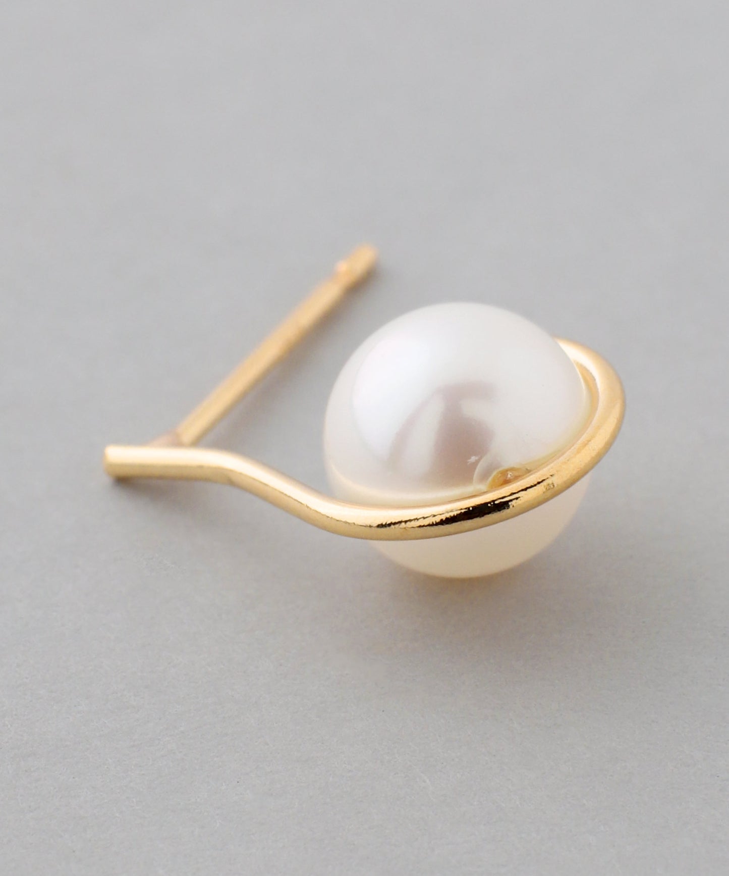 Freshwater Pearl Earrings[[K10]