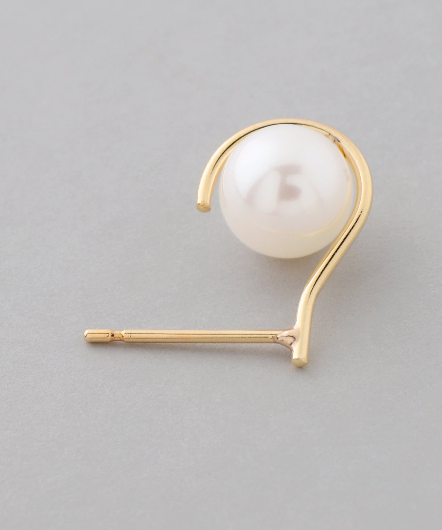 Freshwater Pearl Earrings[[K10]