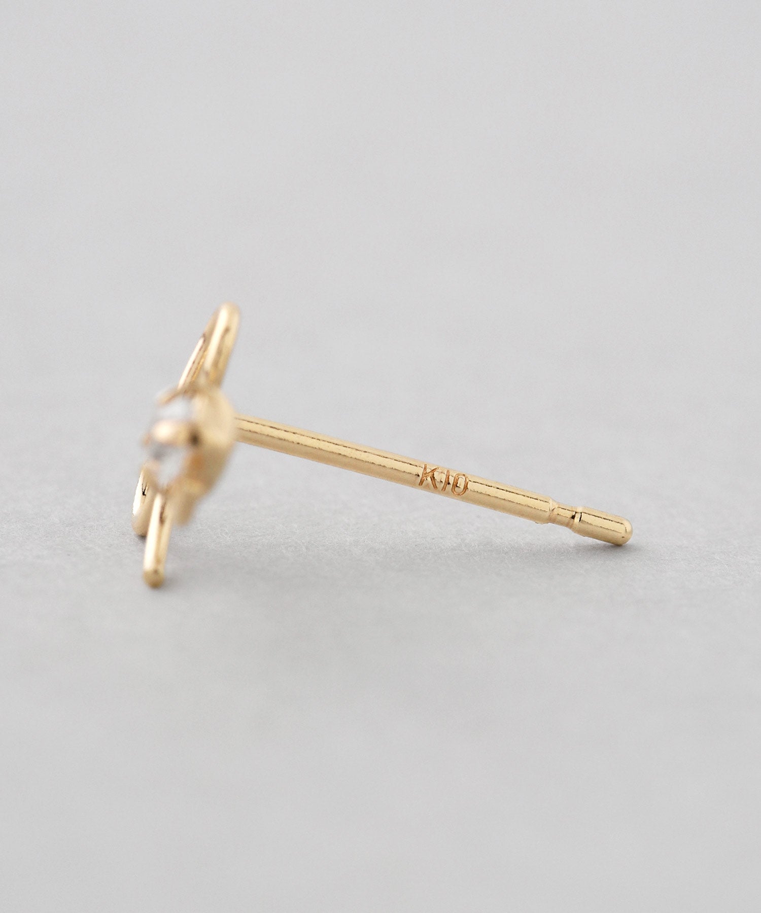 Bijou Ribbon Earrings [10K] (gg050328p) | mimi33 ONLINE STORE
