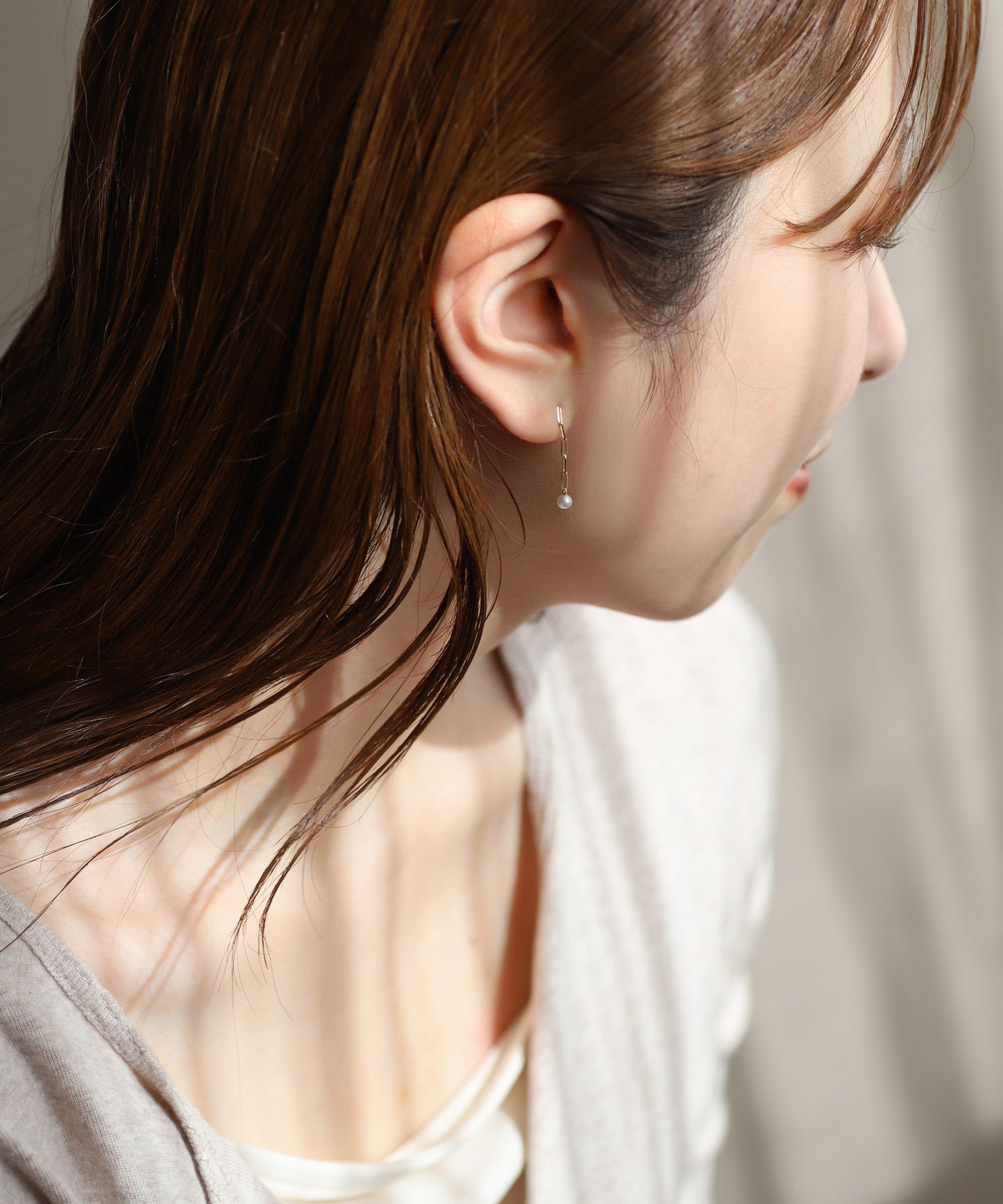 [Eligible for Gift] Freshwater Pearl × Chain Earrings [10K]