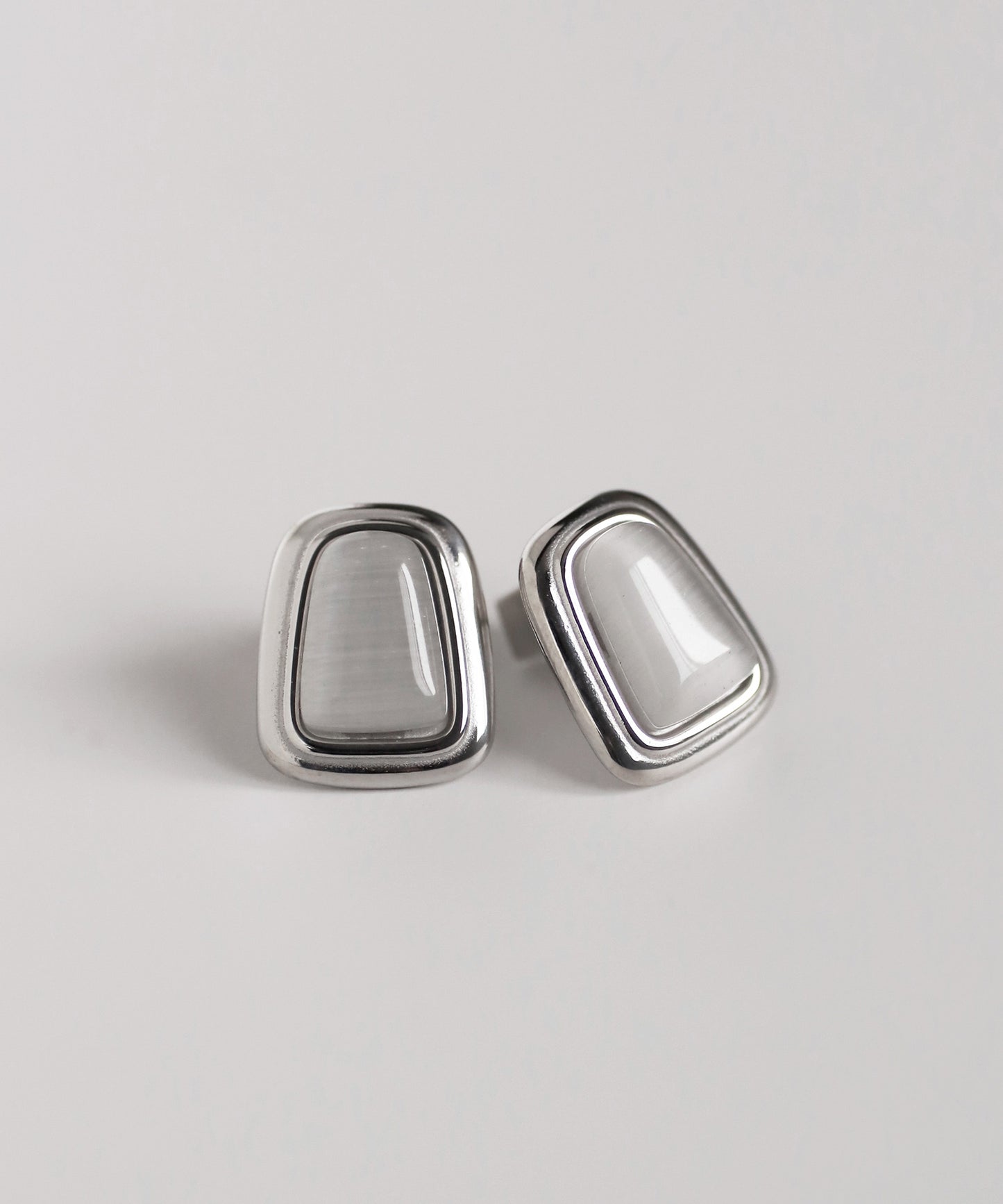 【Stainless Steel IP】Stone Square Earrings