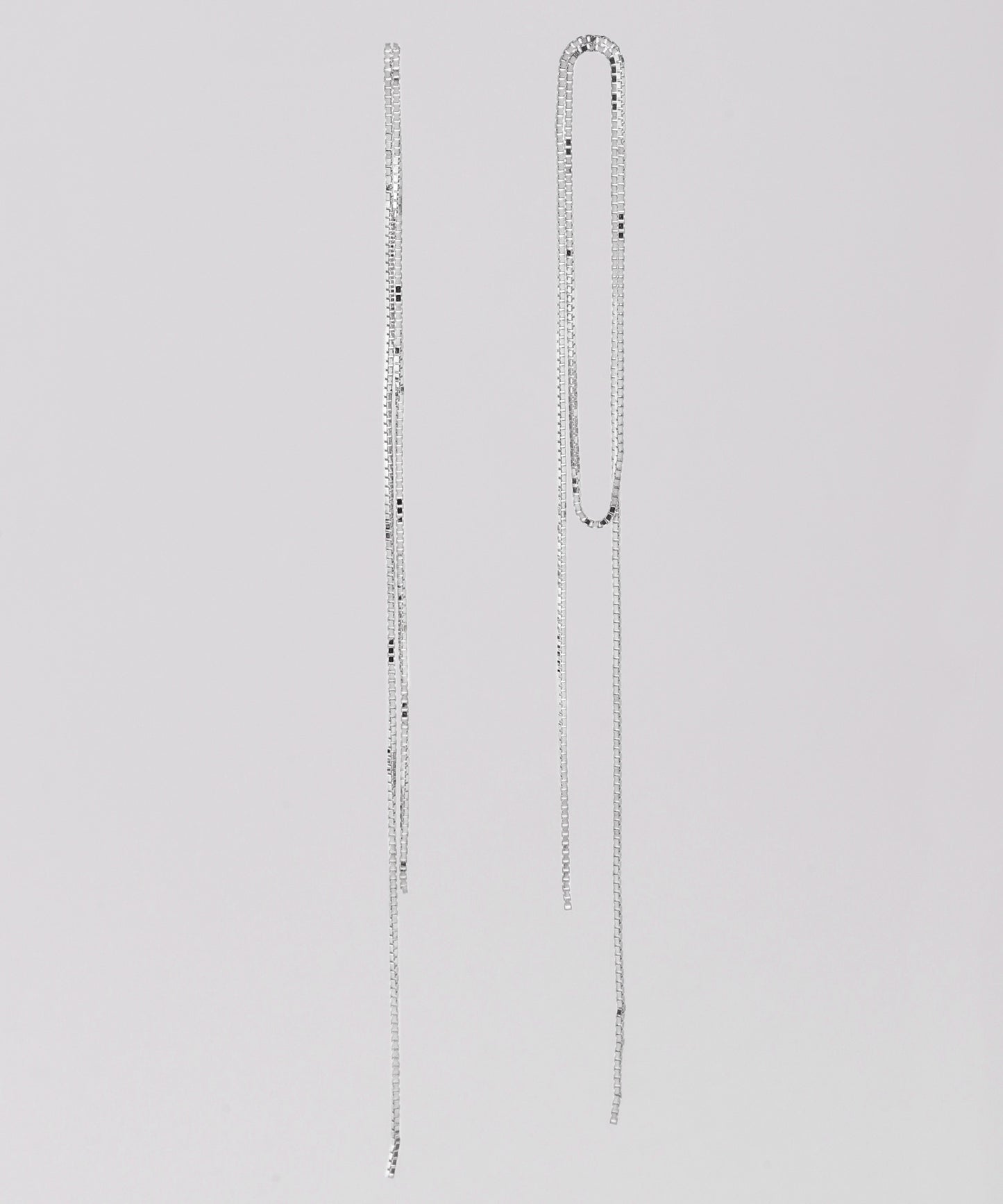 Long Chain Asymmetrical Earrings [UMU]
