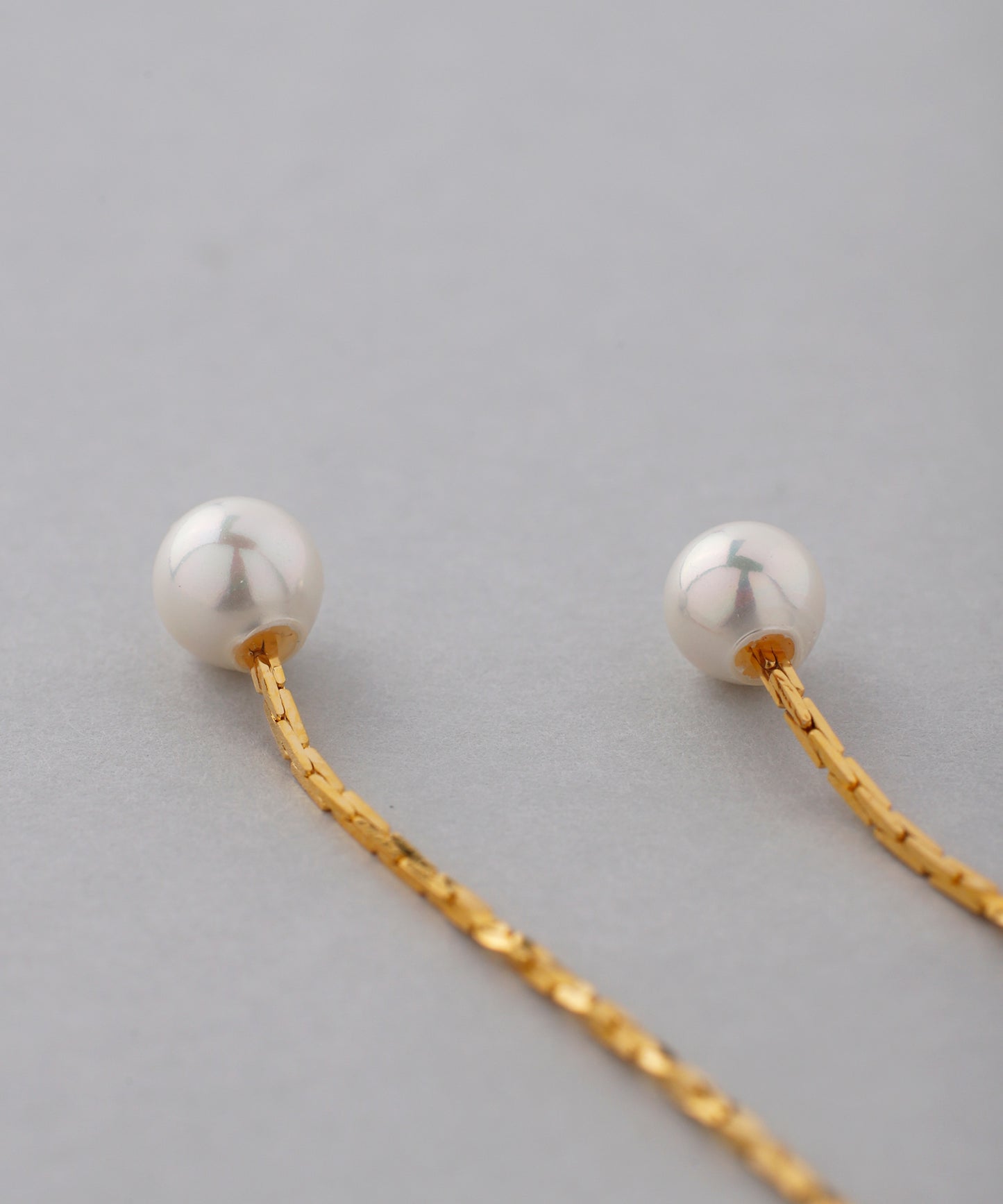 Pearl × Chain Earrings [UMU]
