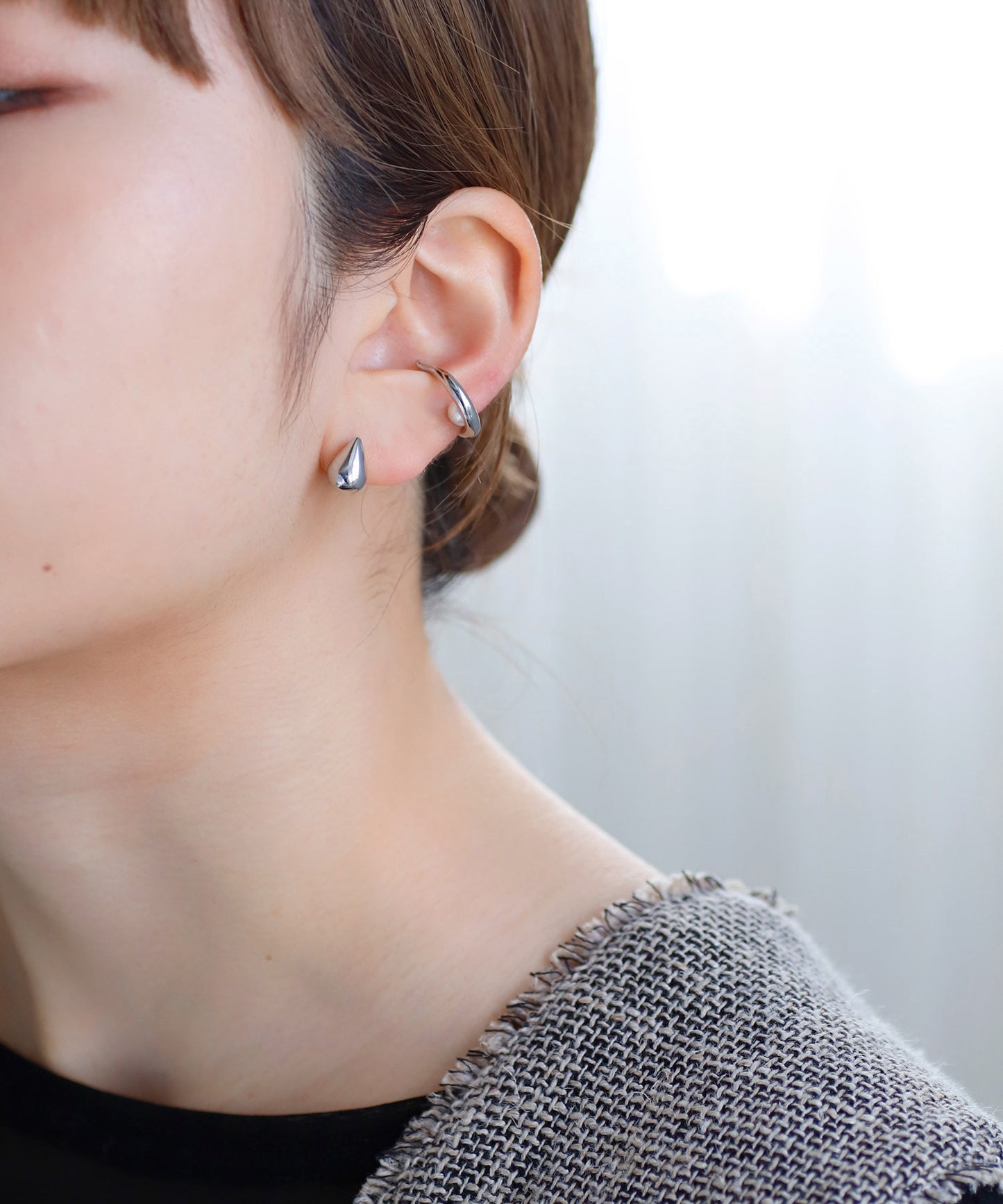 【Stainless Seel IP】 Pearl Ear Cuff