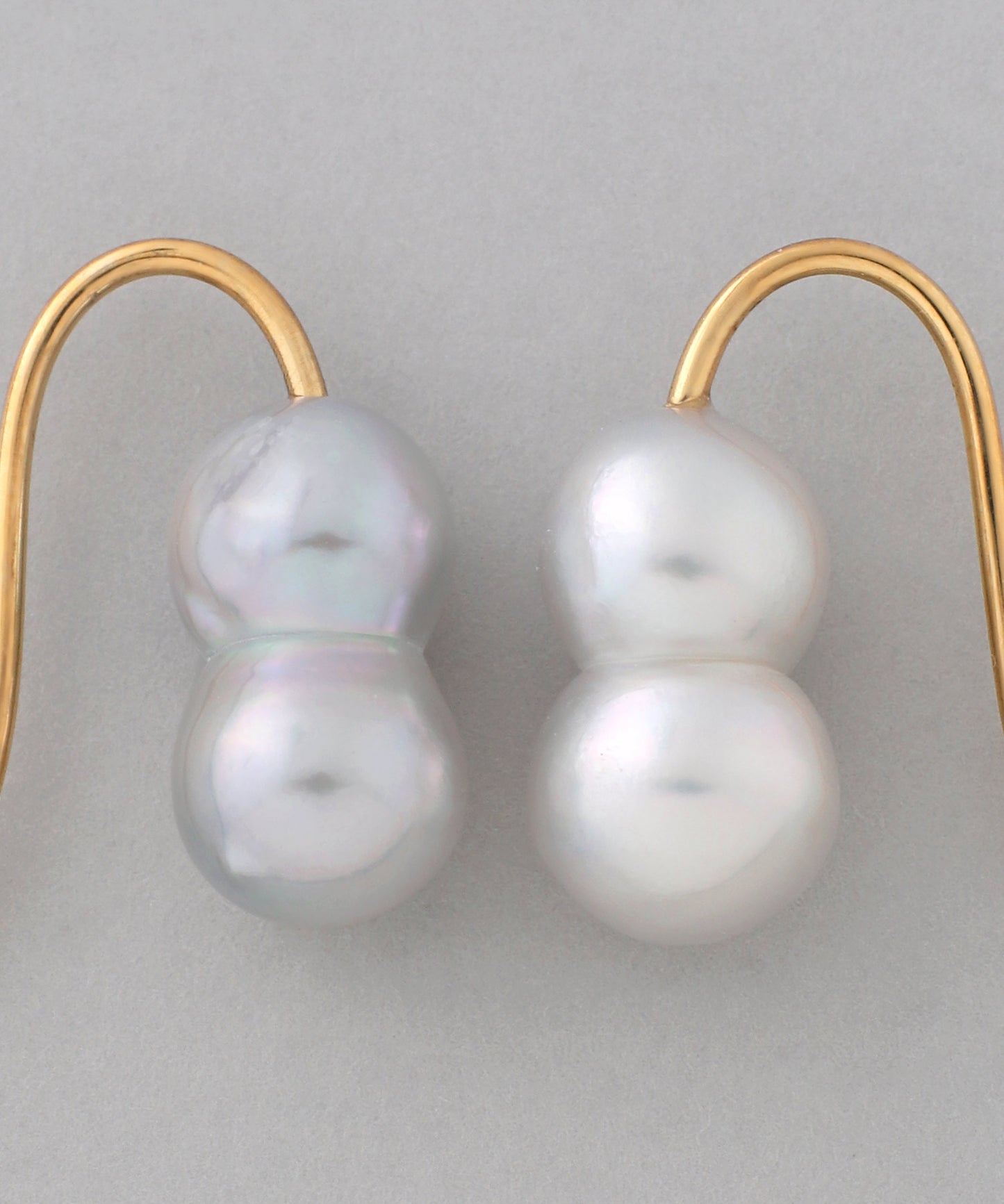 【Stainless Steel IP】Twin Pearl Ear Cuff