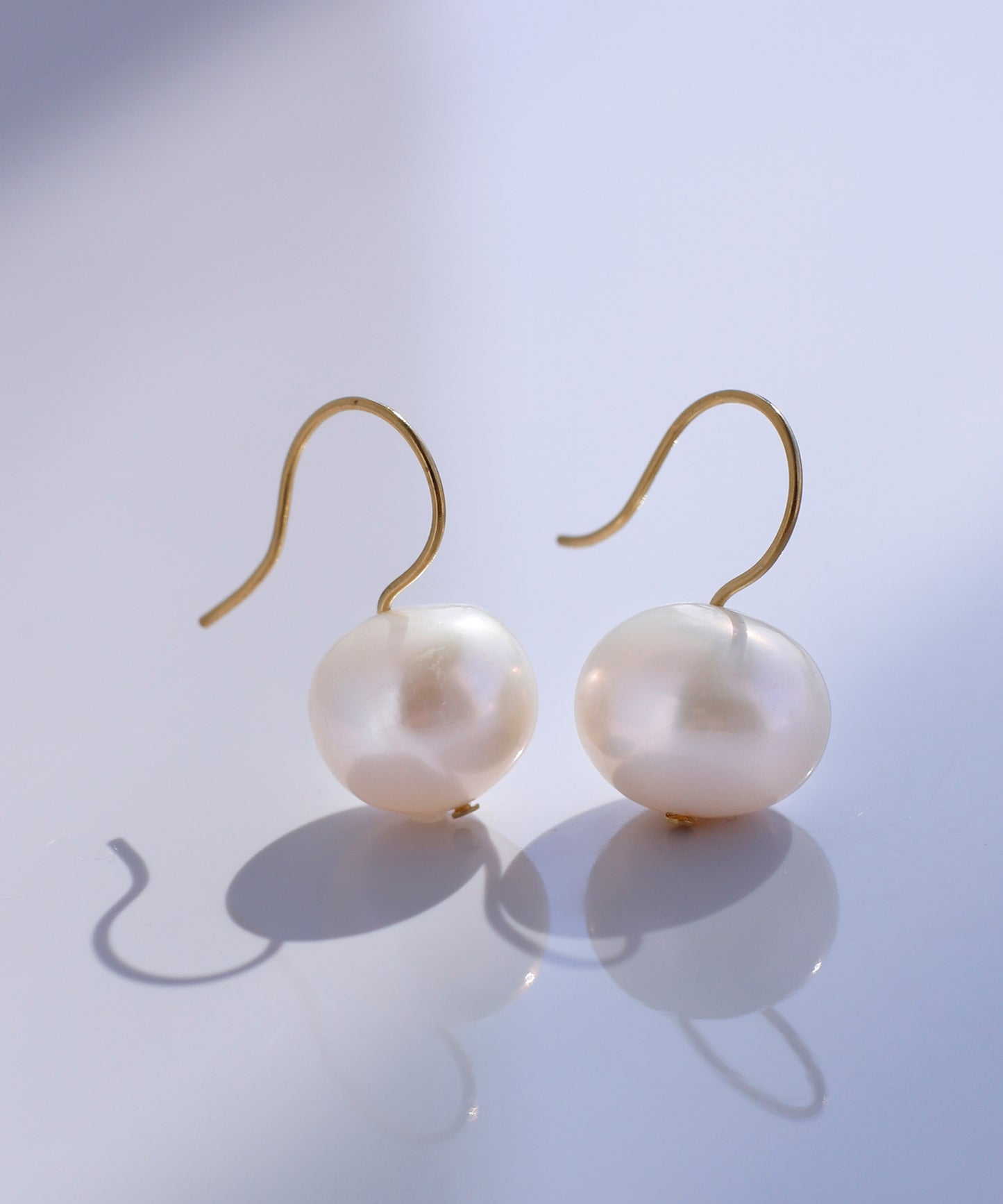 【Stainless steel IP】Freshwater Pearl Hook Earrings
