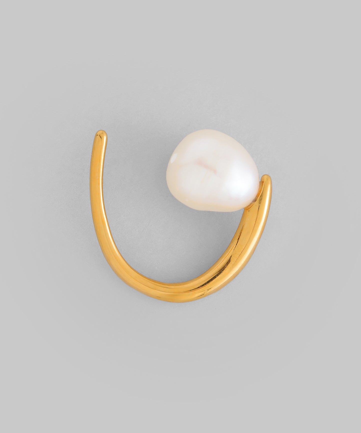 Freshwater Pearl Ear Cuff [Stainless Steel]