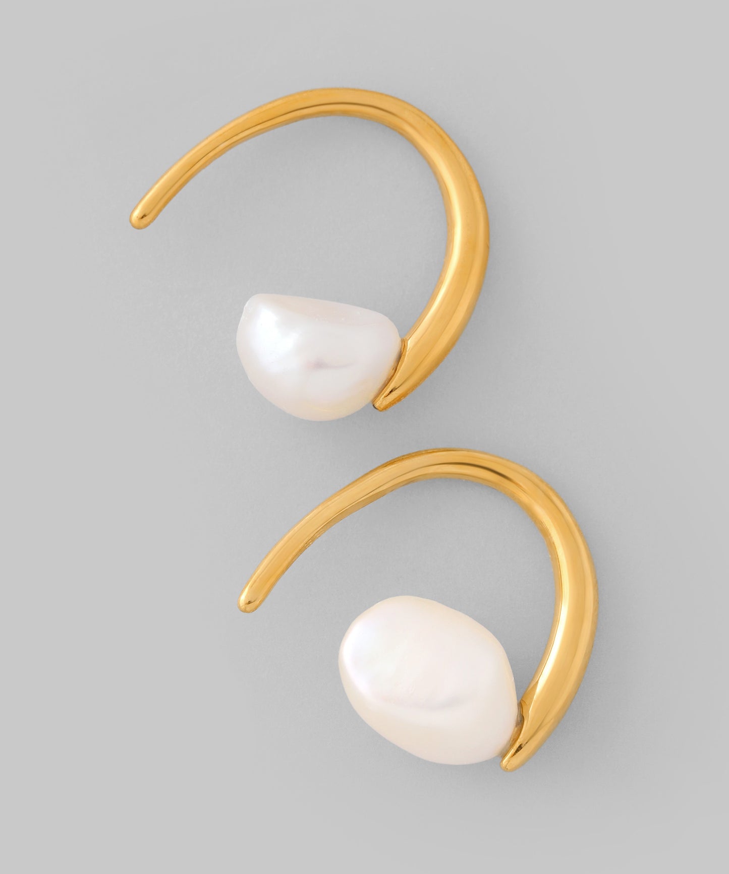 Freshwater Pearl Ear Cuff [Stainless Steel]