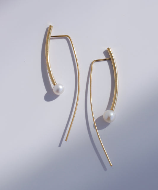 【Stainless steel IP】Pearl x Bar Earrings