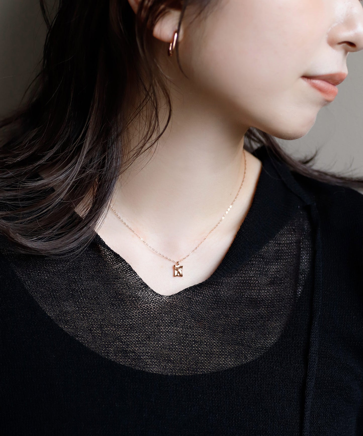 【Stainless Steel IP】Nuanced Square Motif Necklace