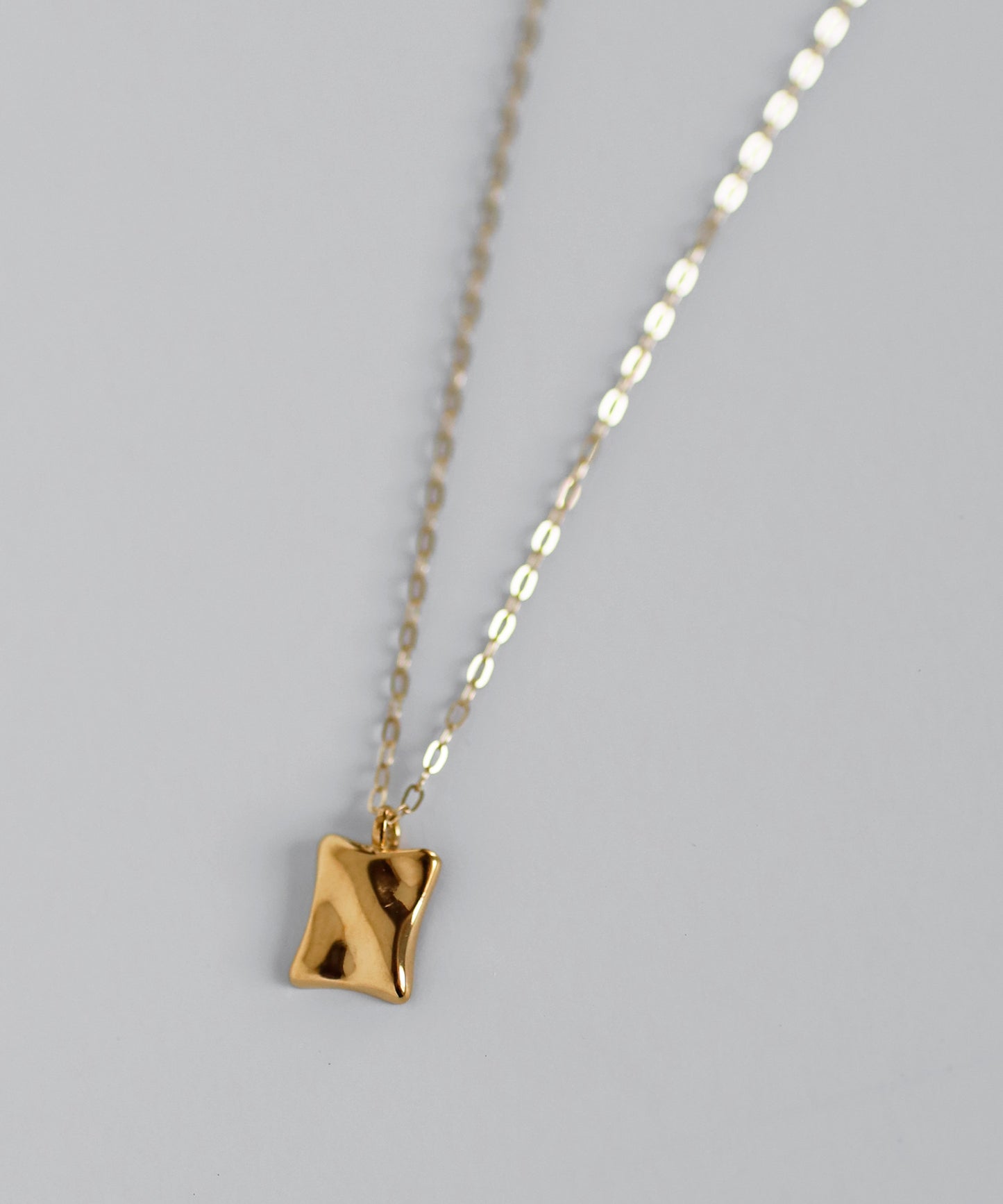 【Stainless Steel IP】Nuanced Square Motif Necklace