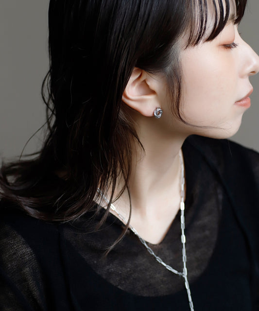 【Stainless Steel IP】Twisted Circle Earrings