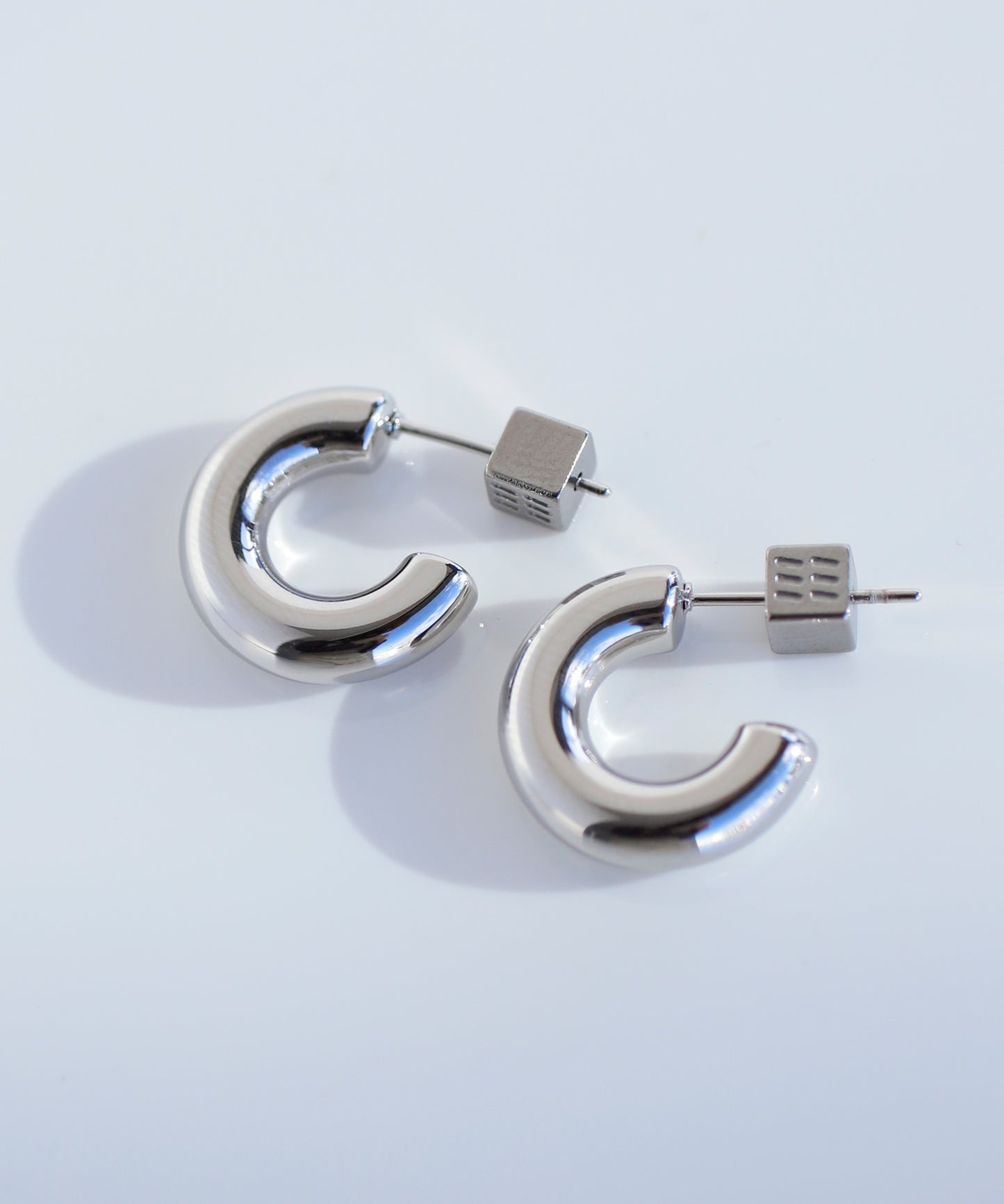 【Stainless Steel IP】 Hoop Earrings [L]