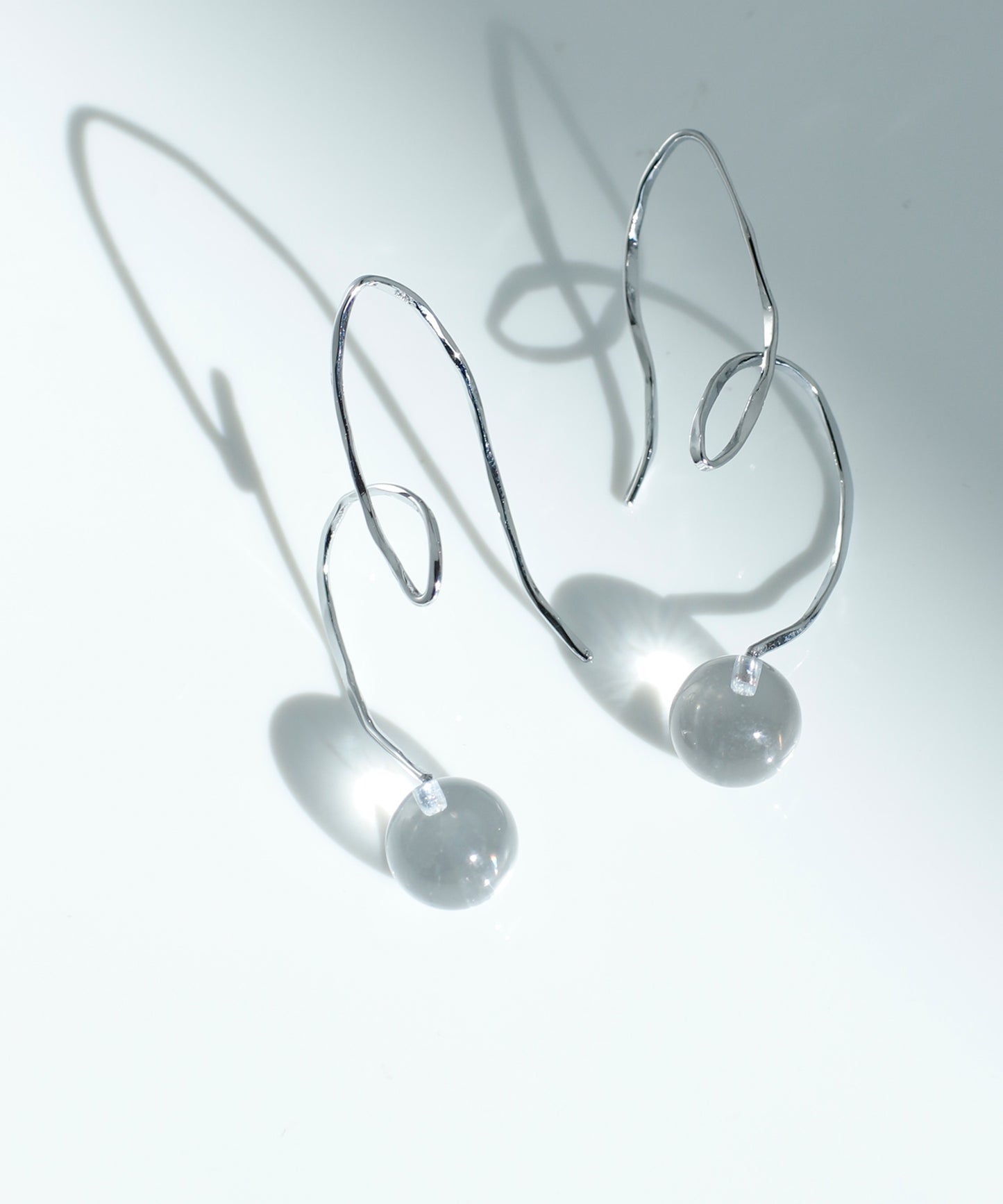 【Stainless Seel IP】Crystal × Loop Line Hook Earrings