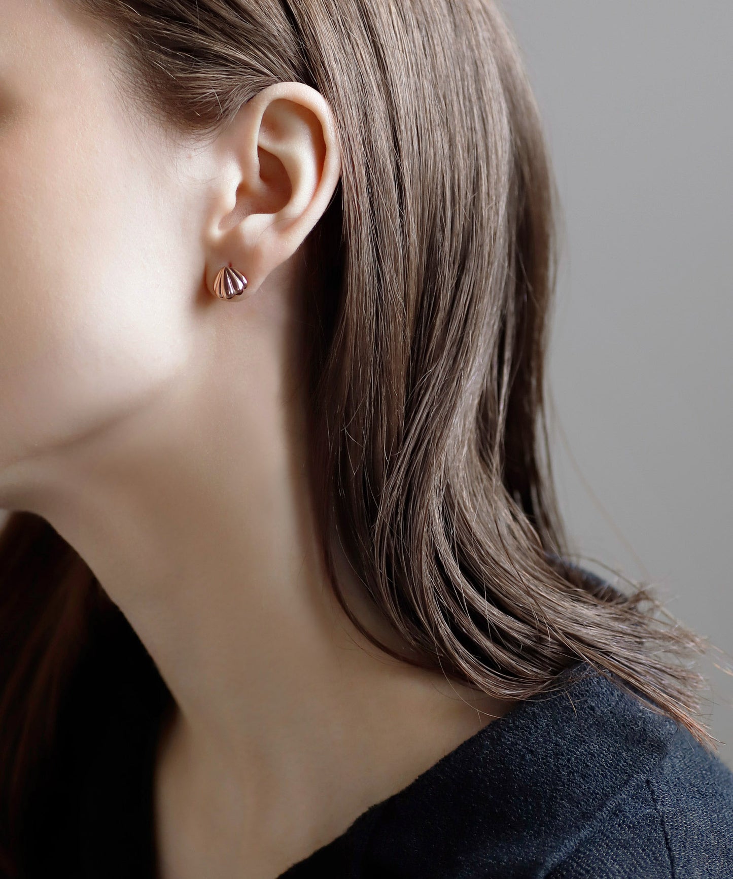 【Stainless Steel IP】Shell Motif Earrings