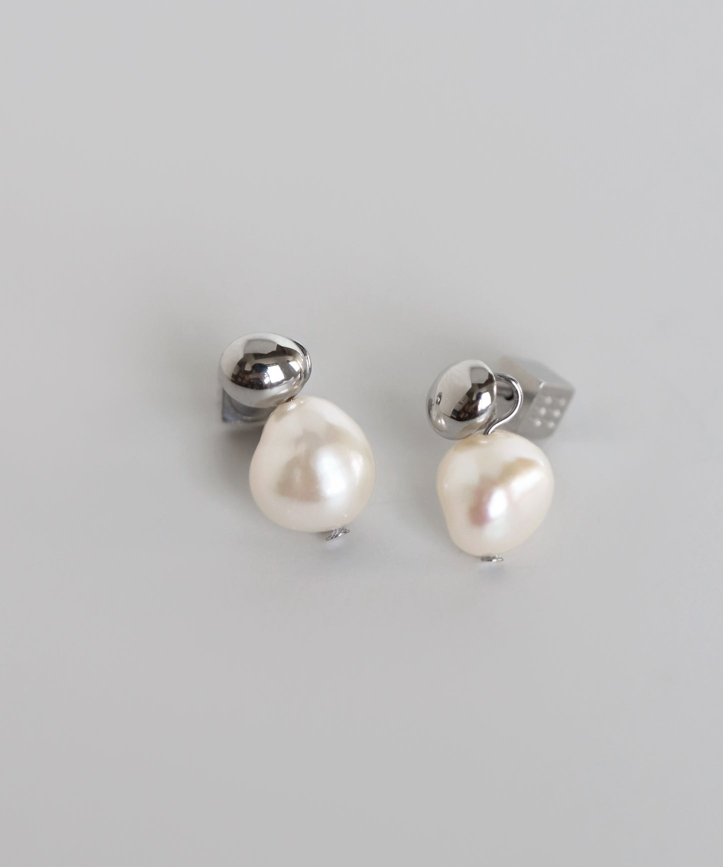 【Stainless Steel IP】Freshwater Pearl Earrings