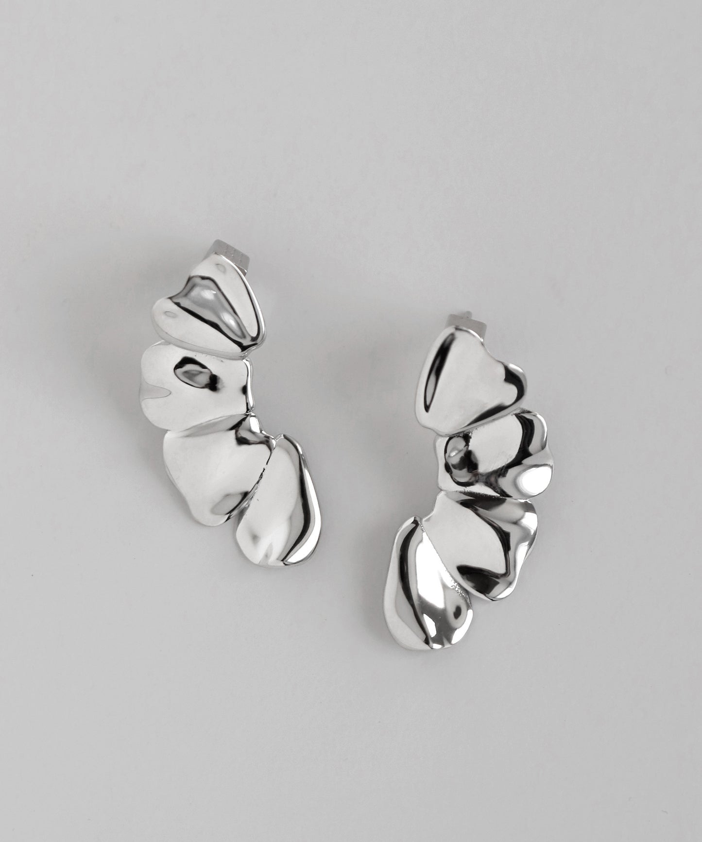 【Stainless Steel IP】Metal Flower Earrings