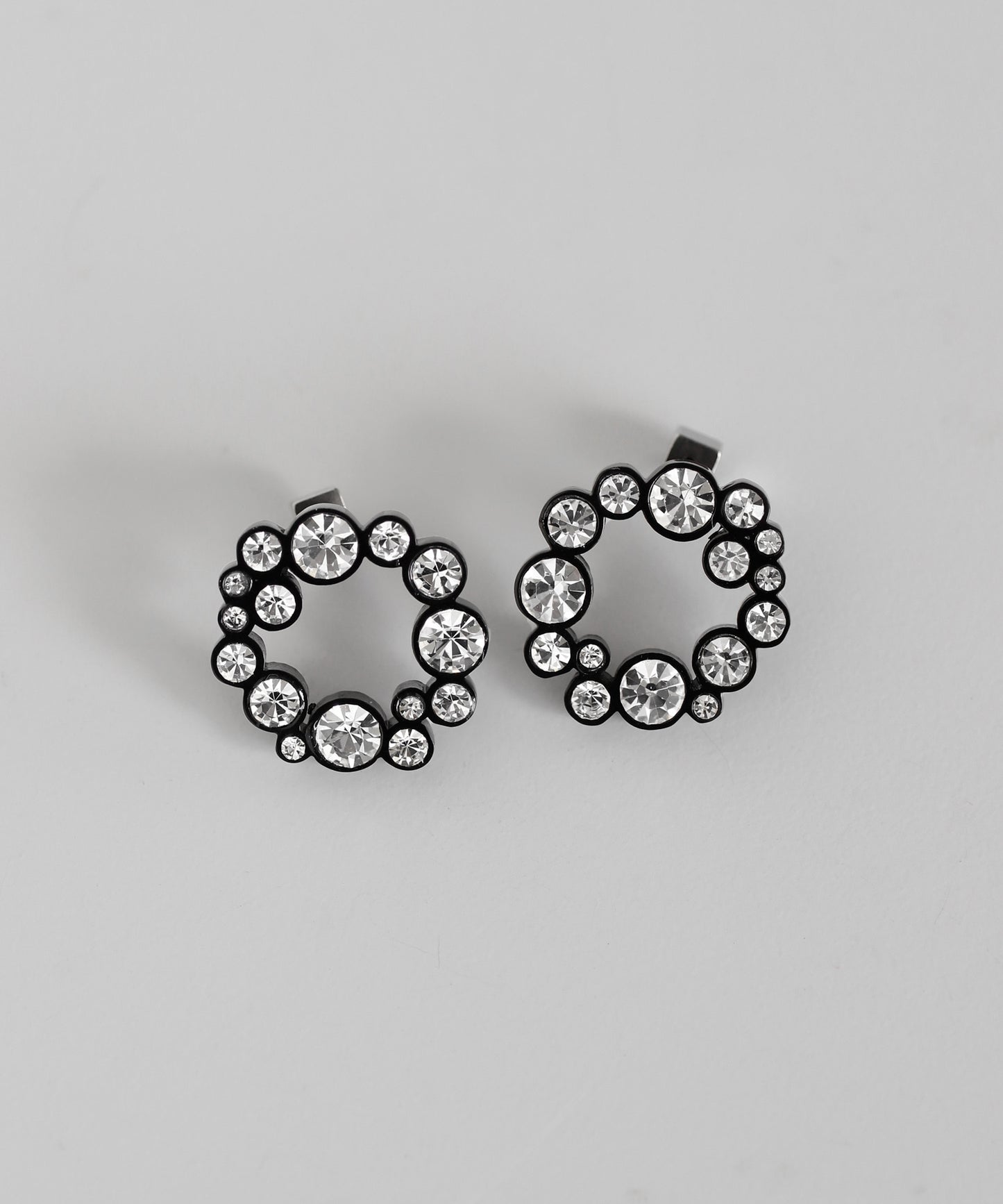 【Online Limited】Bijou Circle Line Earrings [Surgical Stainless Steel]