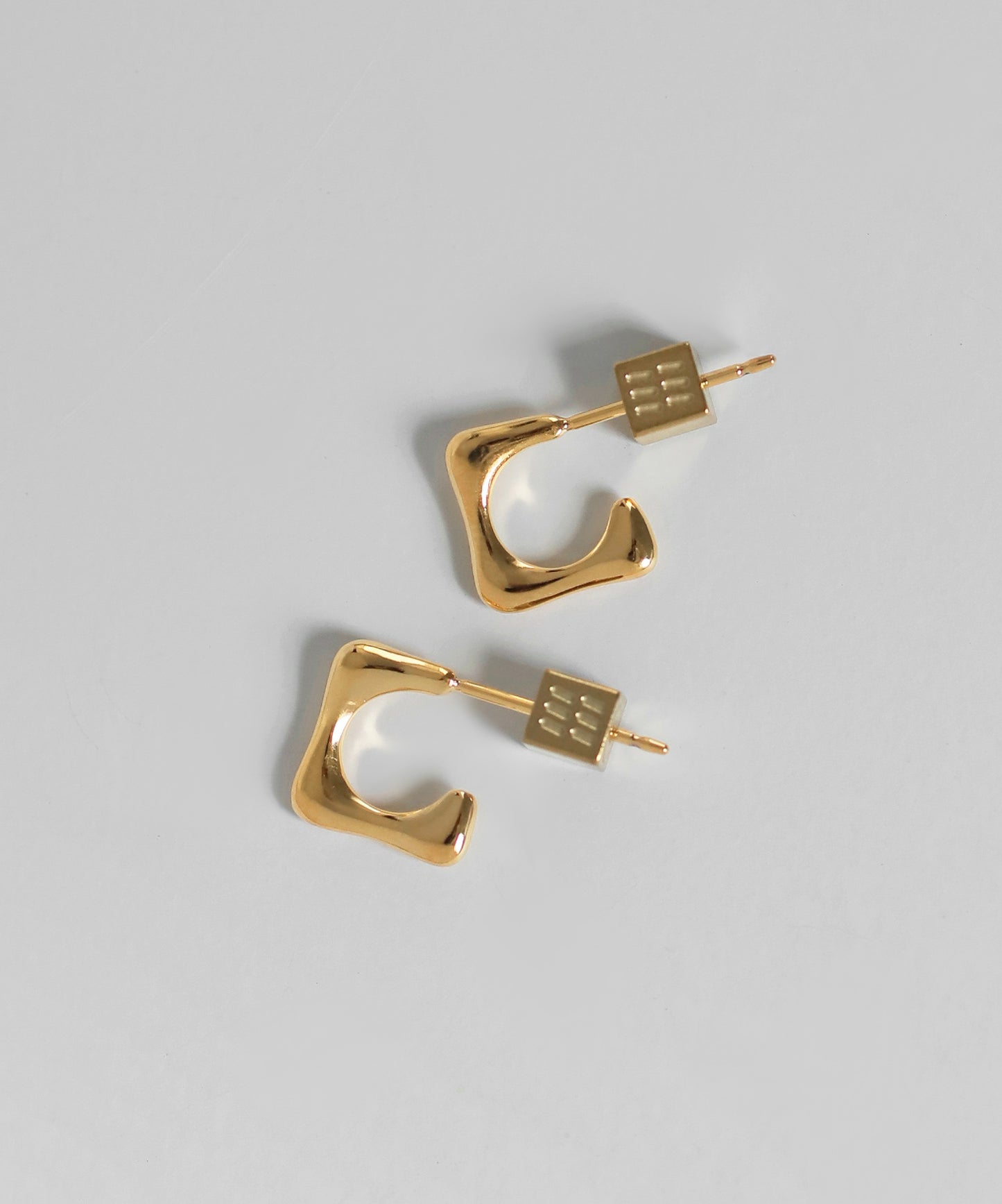 Square Line Mini Hoop Earrings [Surgical Stainless Steel]