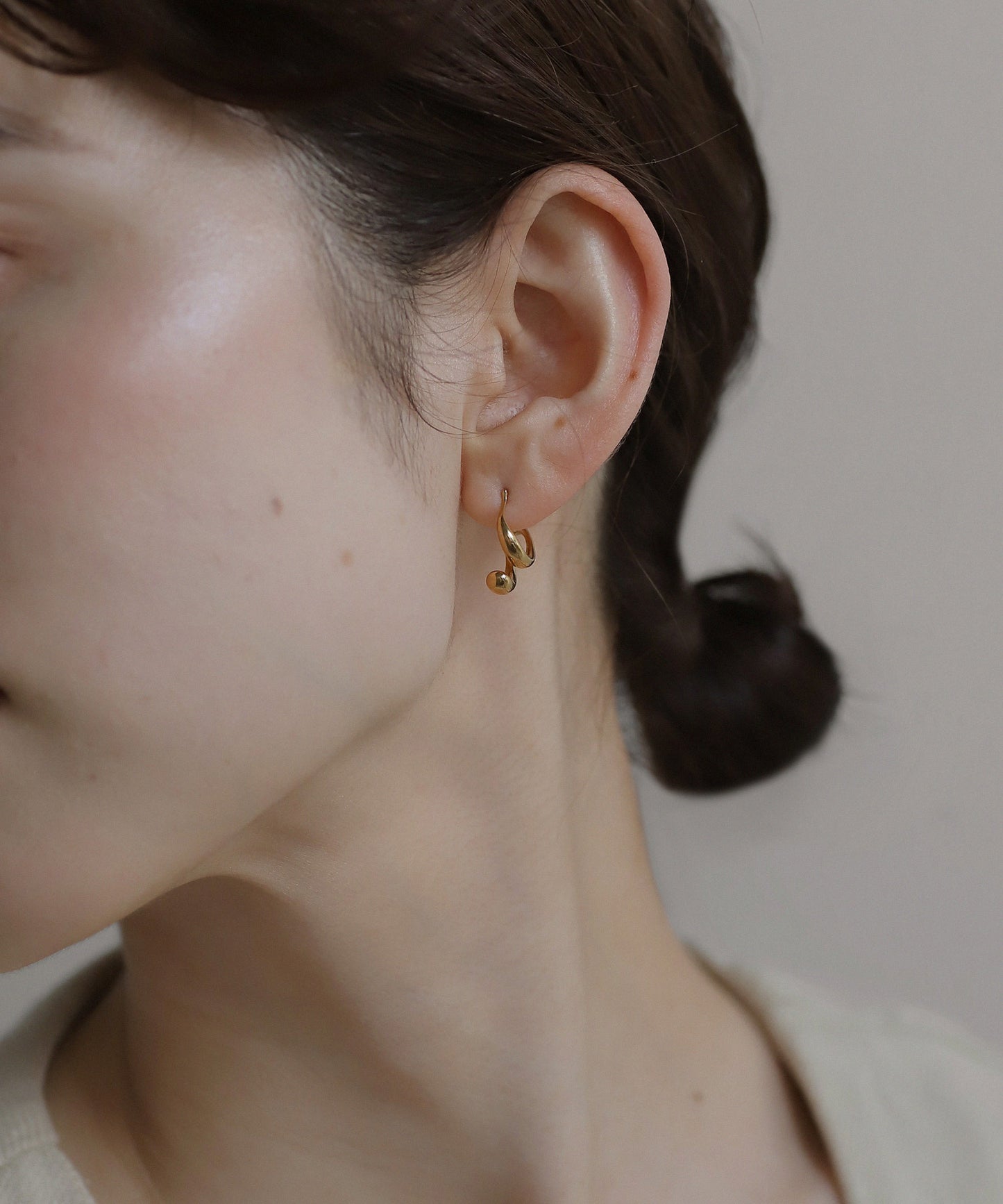 Nuance Line Earrings [Surgical Stainless Steel]