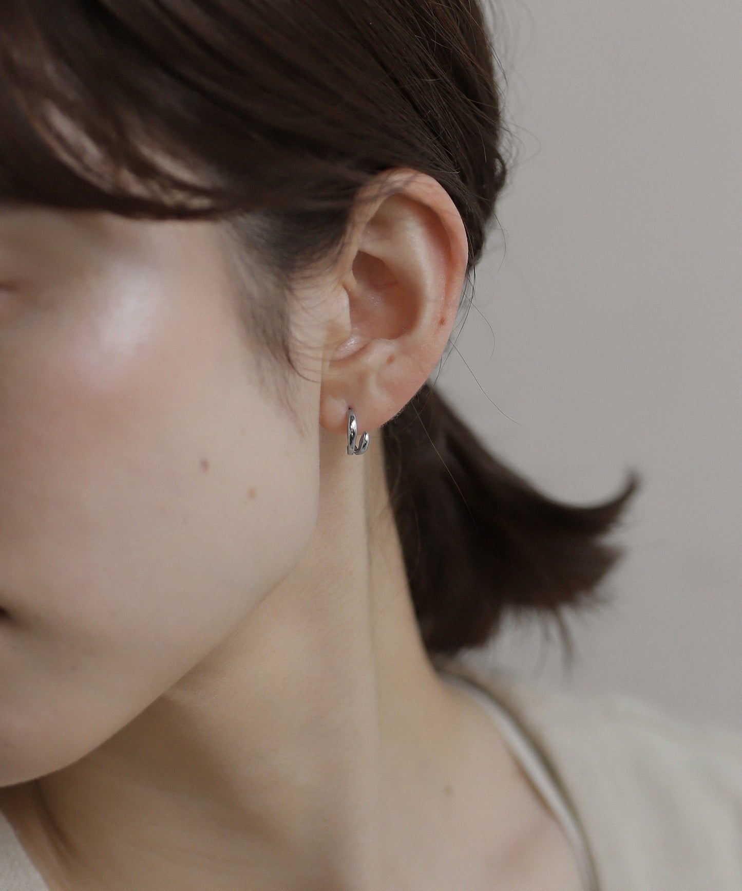 Double Line Curls Earrings [Surgical Stainless Steel]