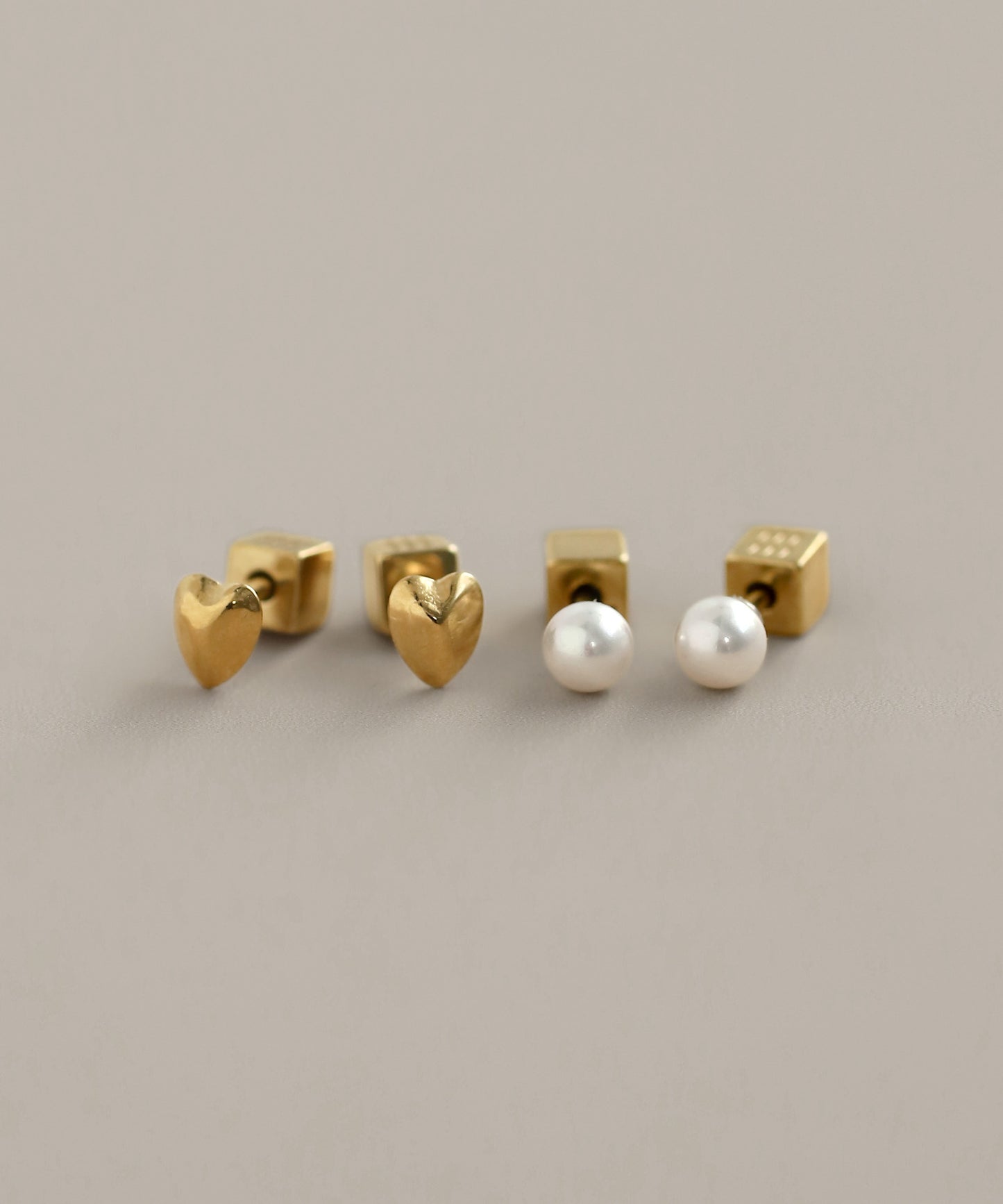 Heart & Pearl Earrings [Set of 2 Pairs] [Surgical Stainless Steel]