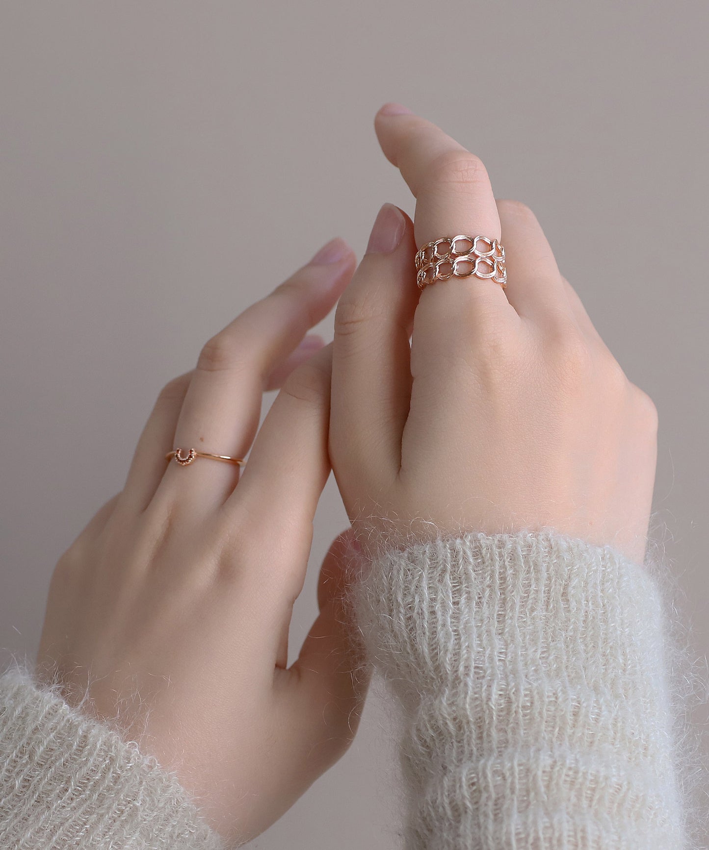 【Limited Qty with a Gift Box】Color Bijou Horseshoe Ring