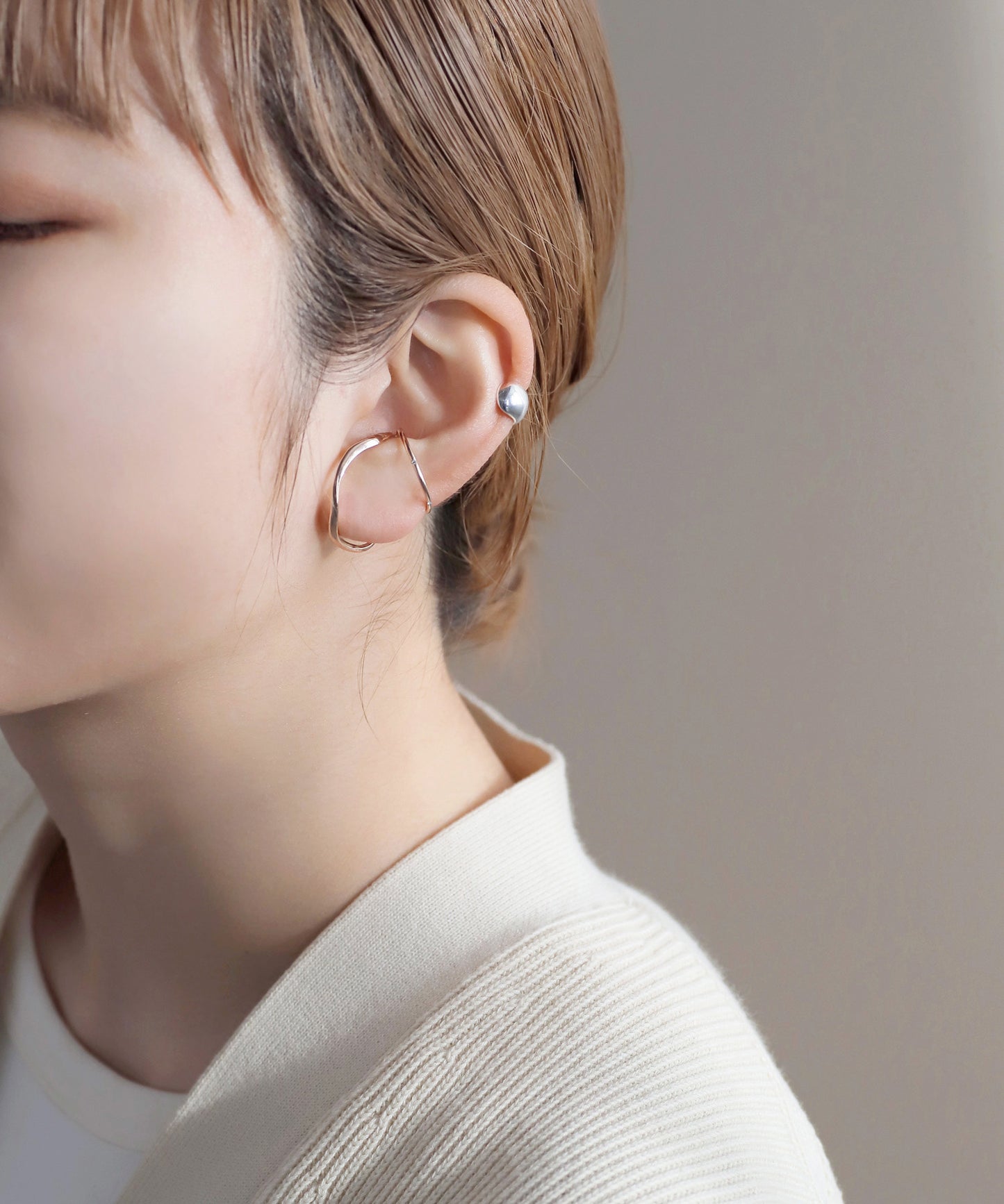 【Limited Quantity】Bijoux Double Line Ear Cuff [Sheer Pink Nudie]