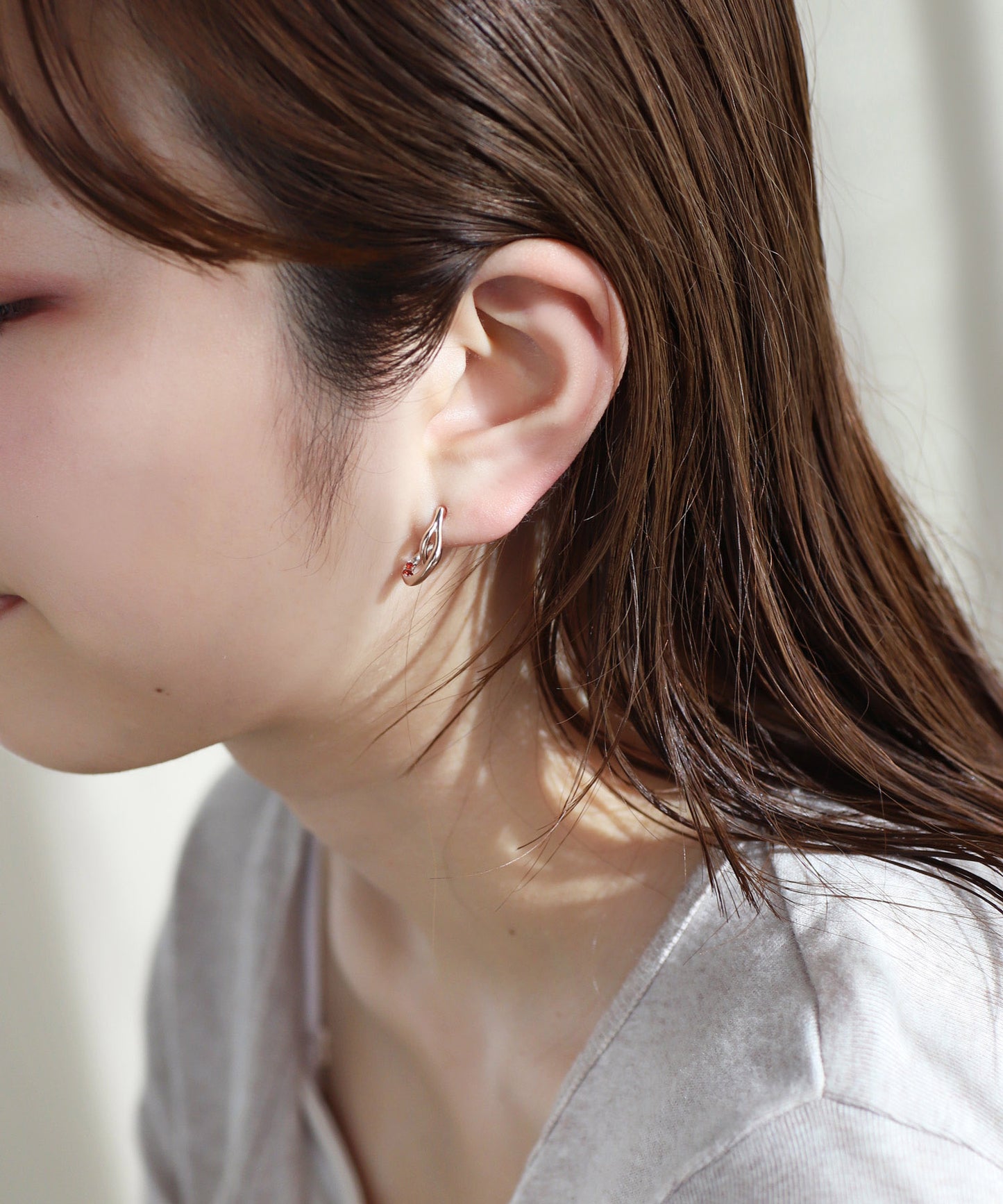 【Limited Qty with a Gift Box】Color Bijou Double Line Curl Earrings