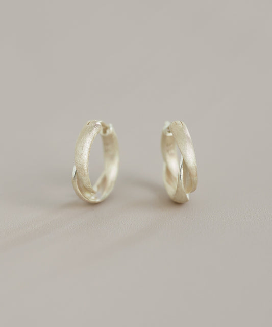 【Limited Edition】Twisted Hoop Earrings