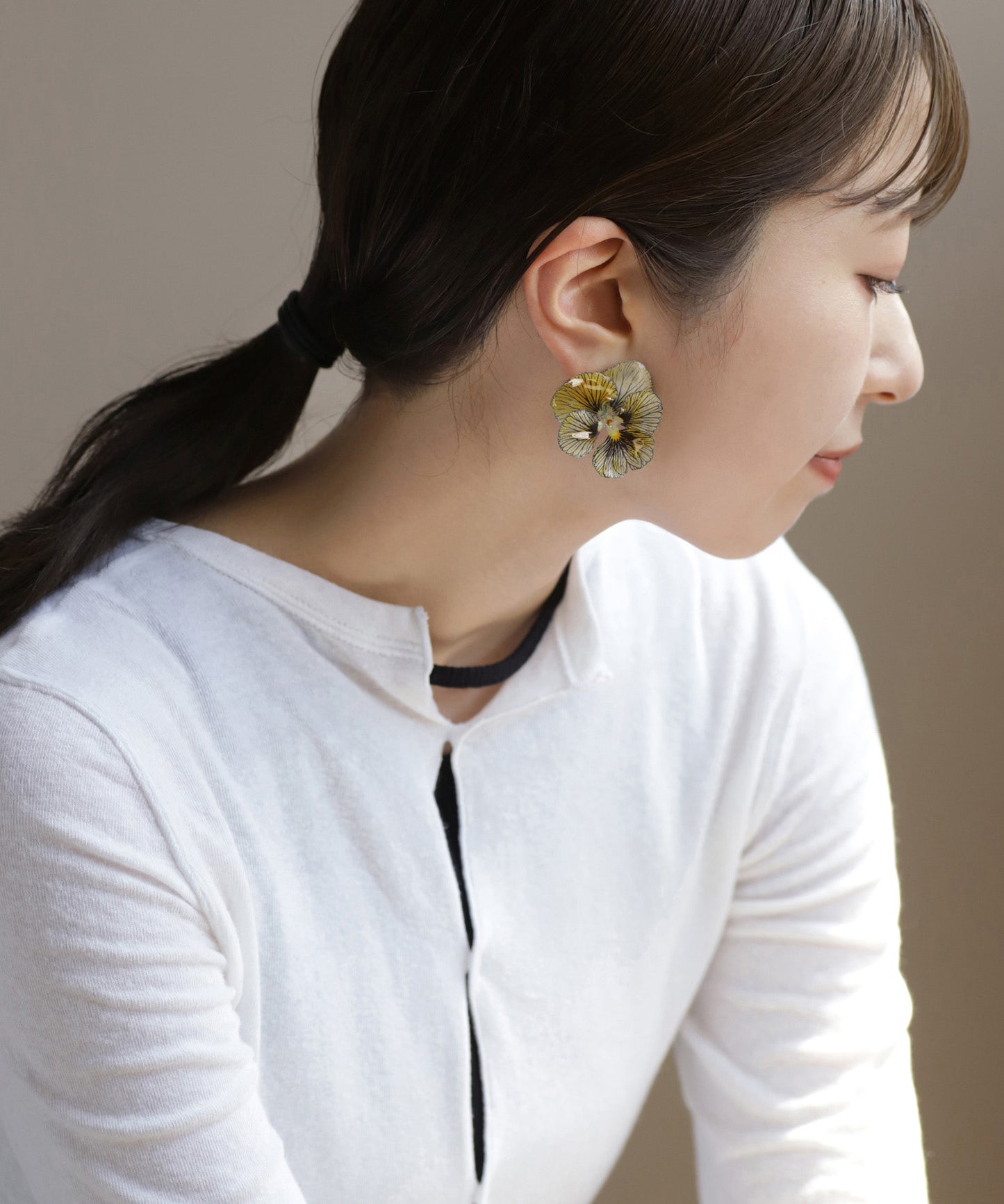 Flower Earrings [Viola (Tiger Eye)]