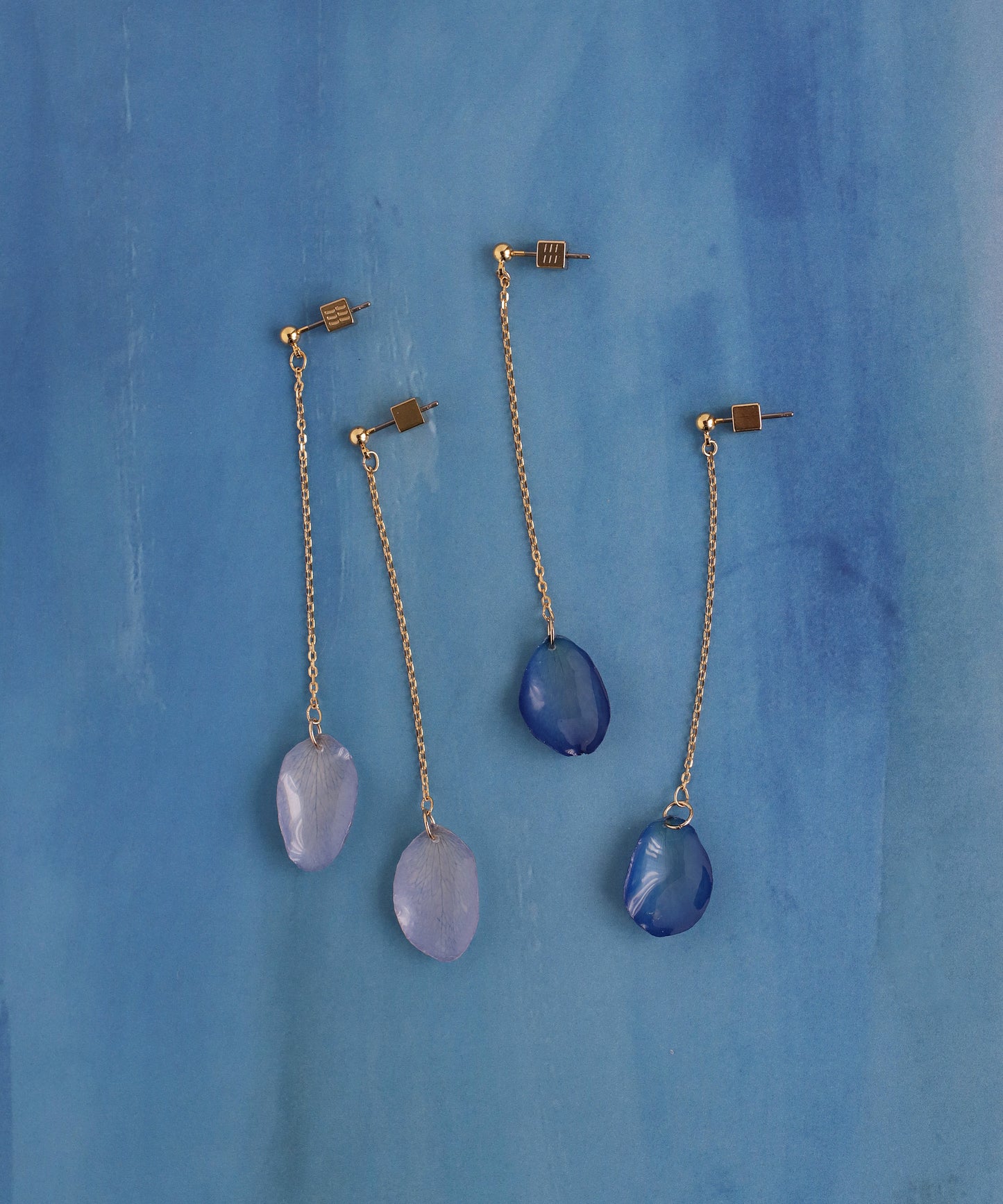 Flower Earrings [Blue Rose]