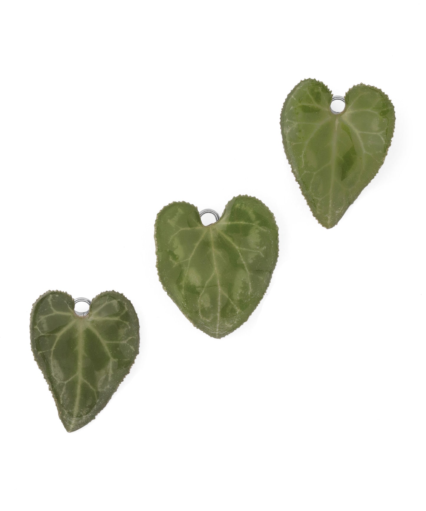 Flower Earrings [Cyclamen Leaf]
