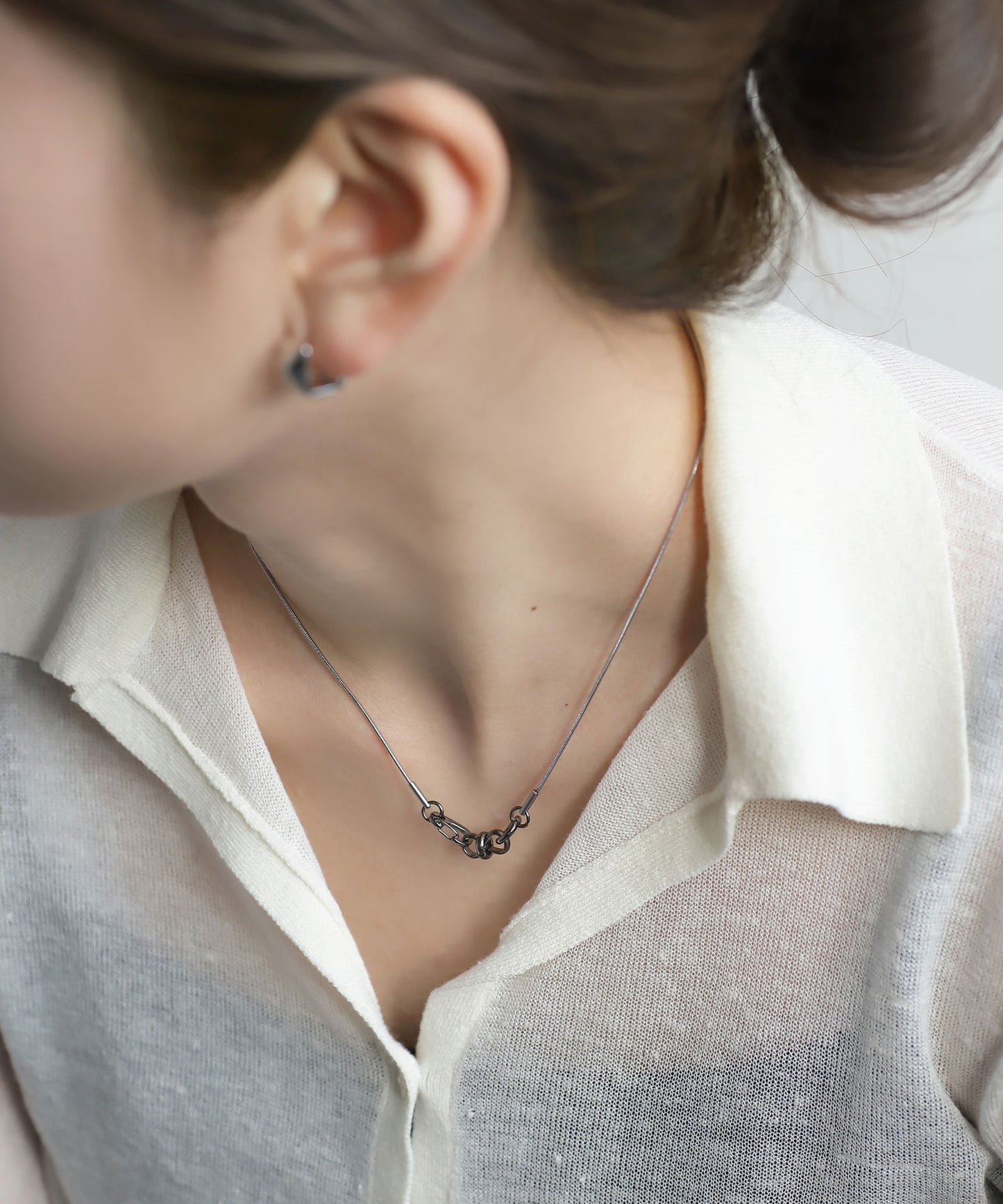2-Way Carabiner Pendant Necklace [Stainless Steel]