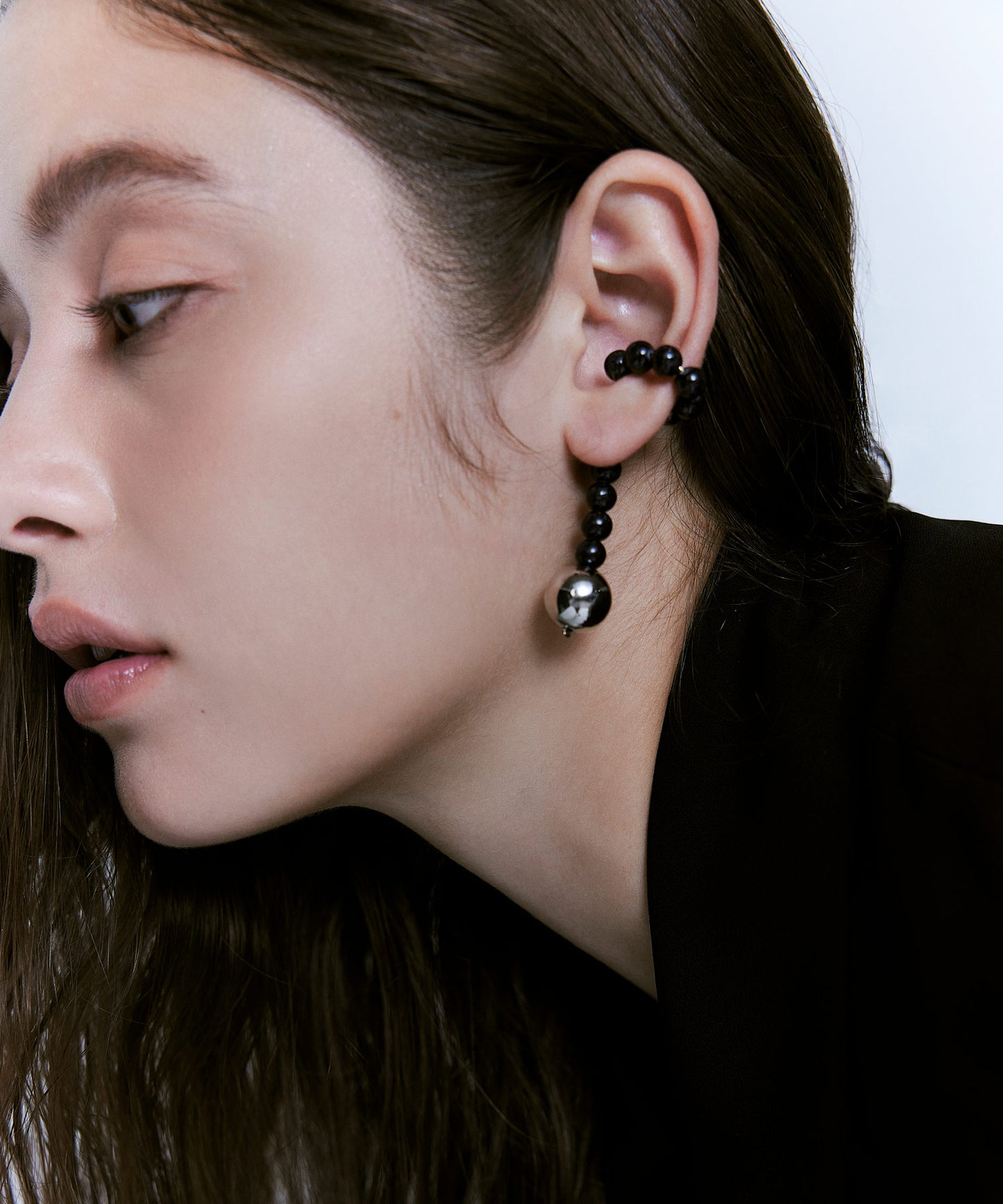 【Eligible for Novelty】Stone × Metal Sphere Ear Cuff