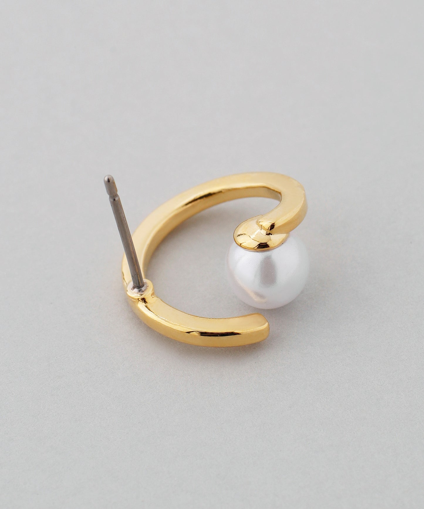 Pearl Metal Circle Earrings [Sheerchic]