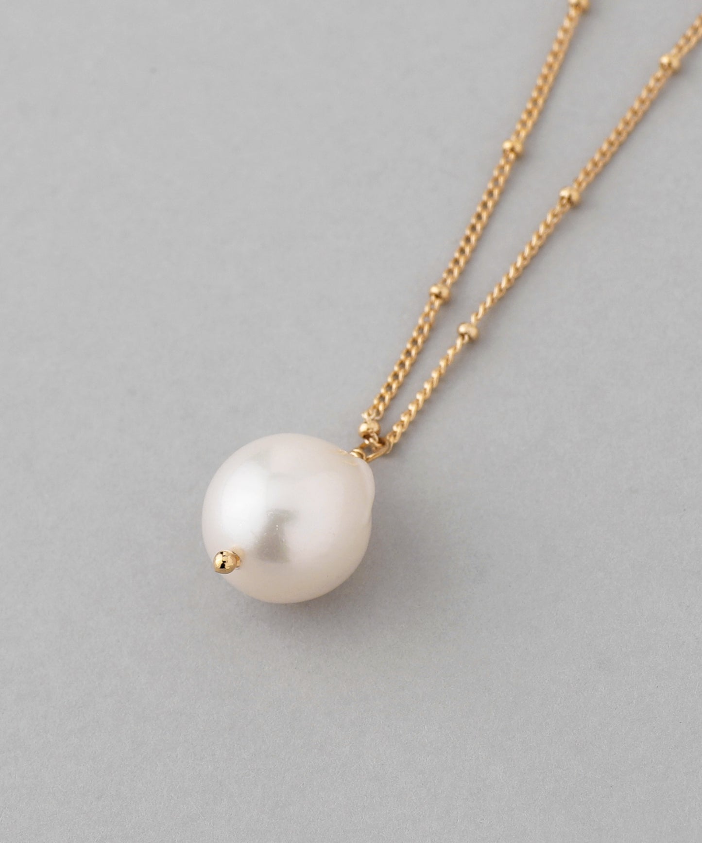 Freshwater Pearl Necklace [Sheerchic]