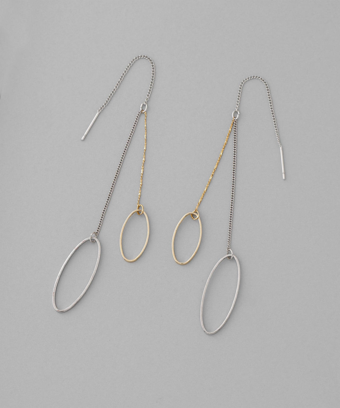 【Online Store Limited】Bicolor Oval Long Earrings [Sheerchic]