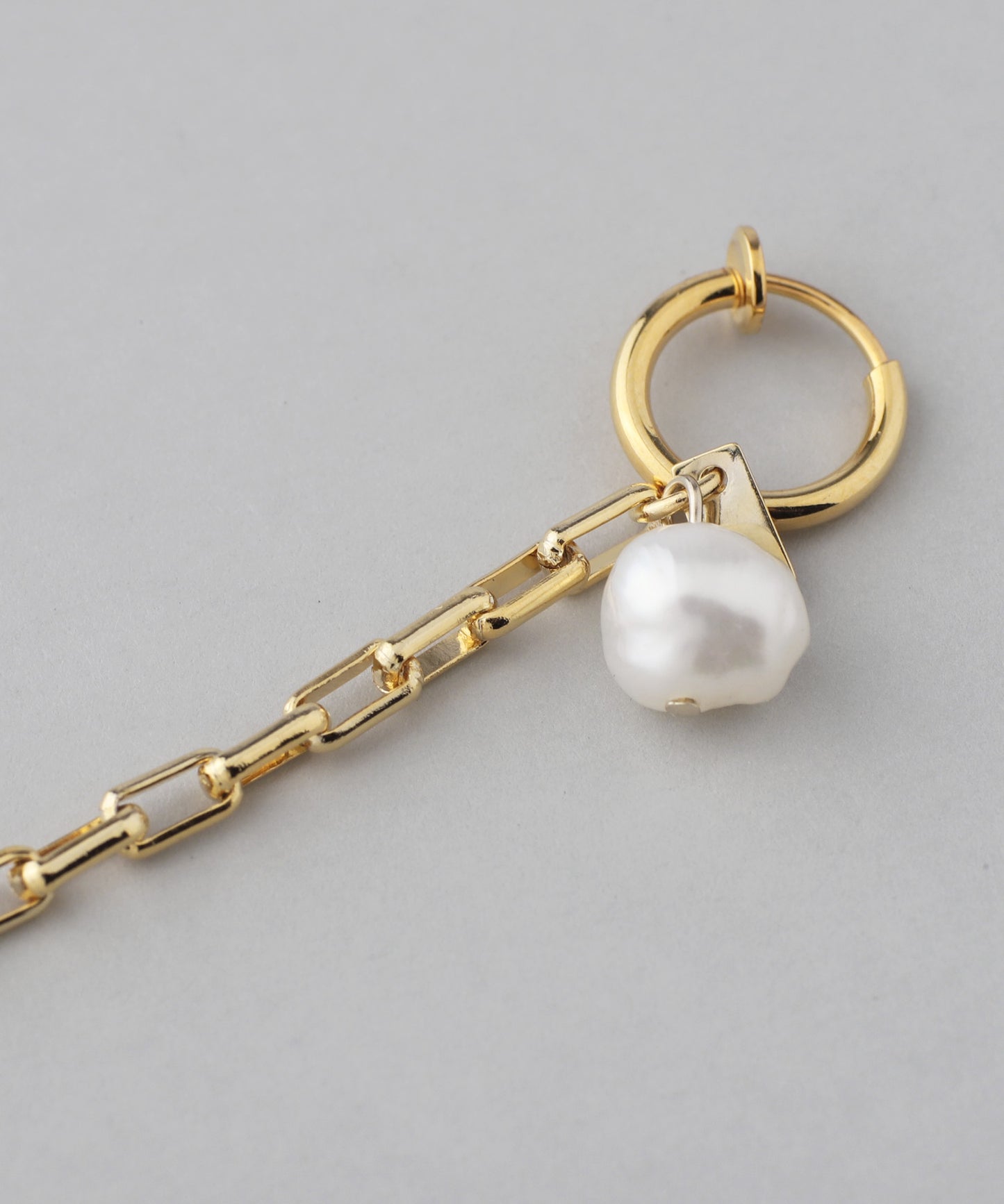Pearl × Chain Clip On Earrings [Sheerchic]
