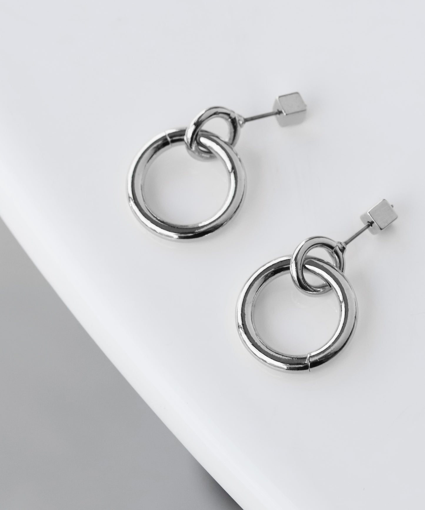 Metal Hoop Earrings[Owindeal]