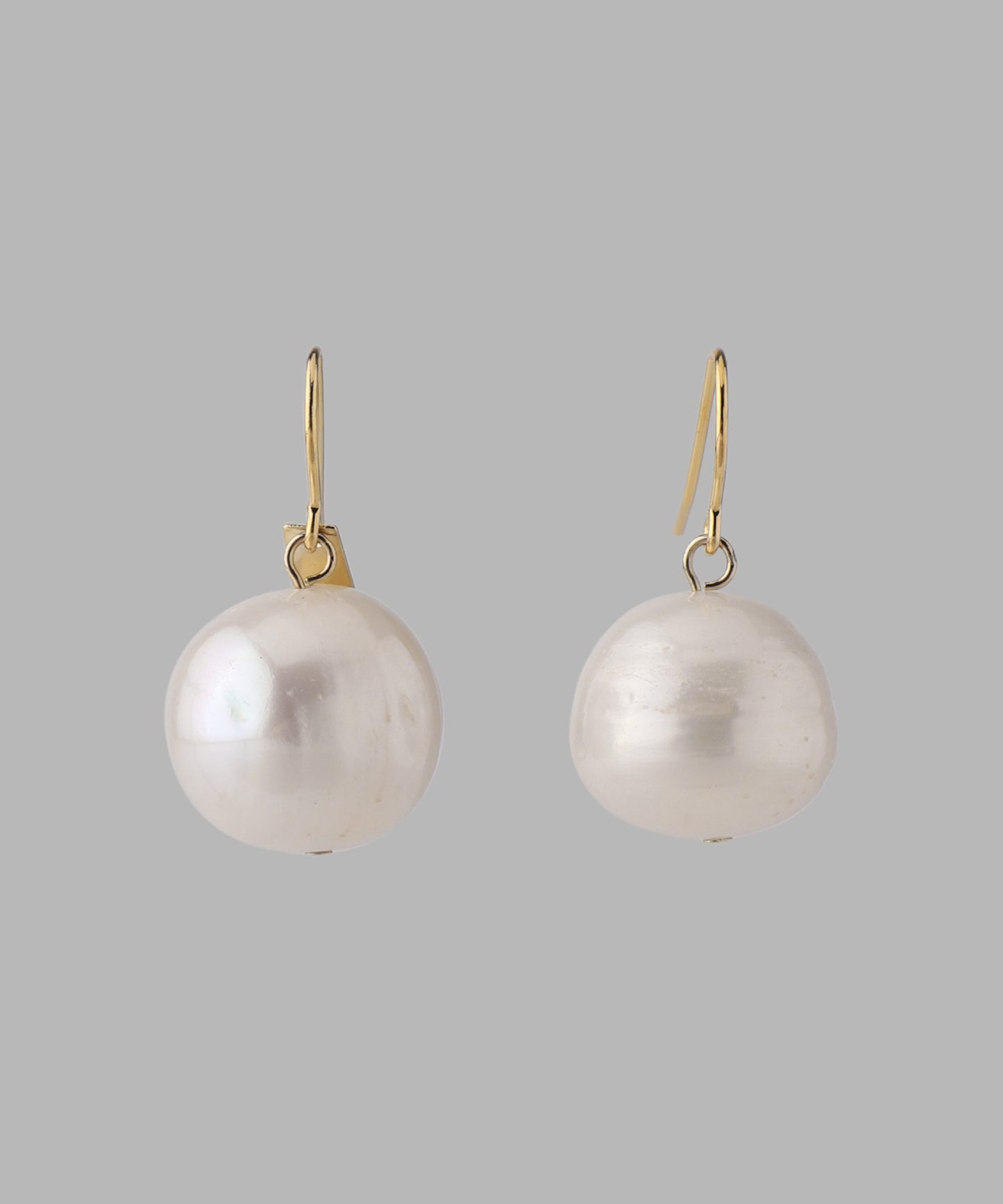 Large Pearl Earrings [Sheerchic]