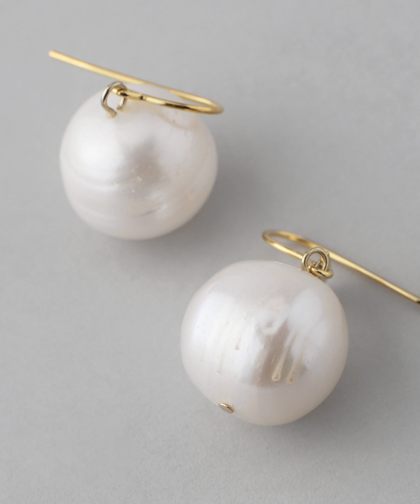 Large Pearl Earrings [Sheerchic]
