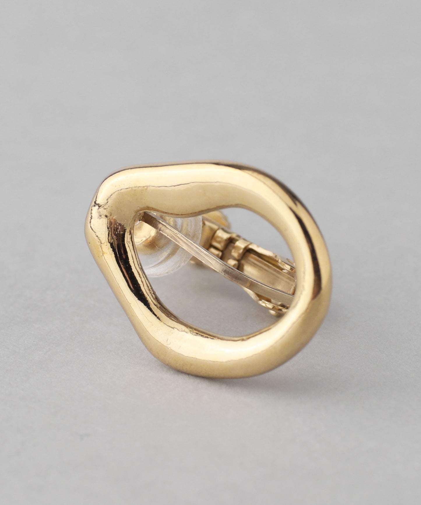 Nuance Metal Clip On Earrings [Sheerchic]