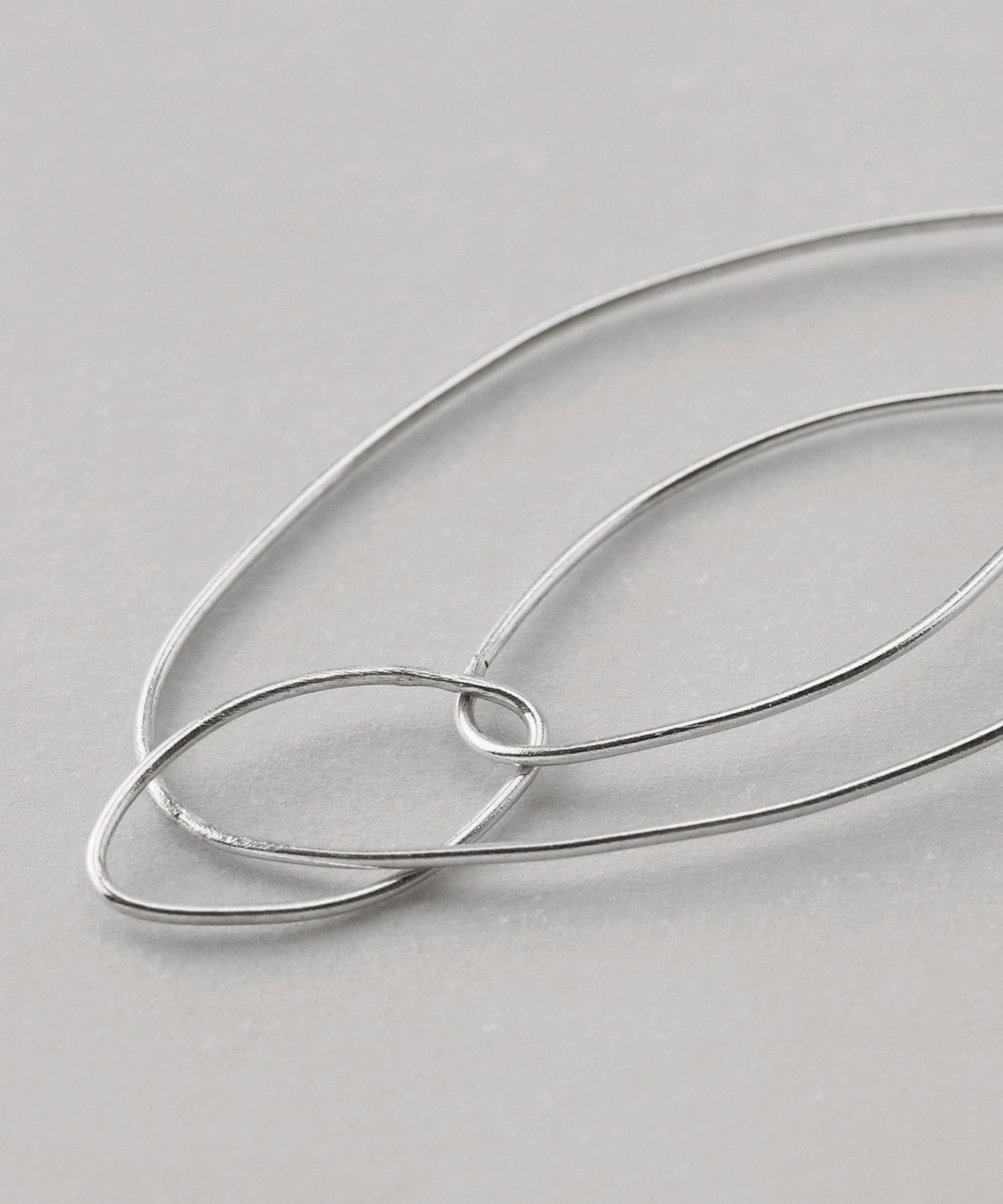 Oval Motif Earrings [925 silver][Basic]