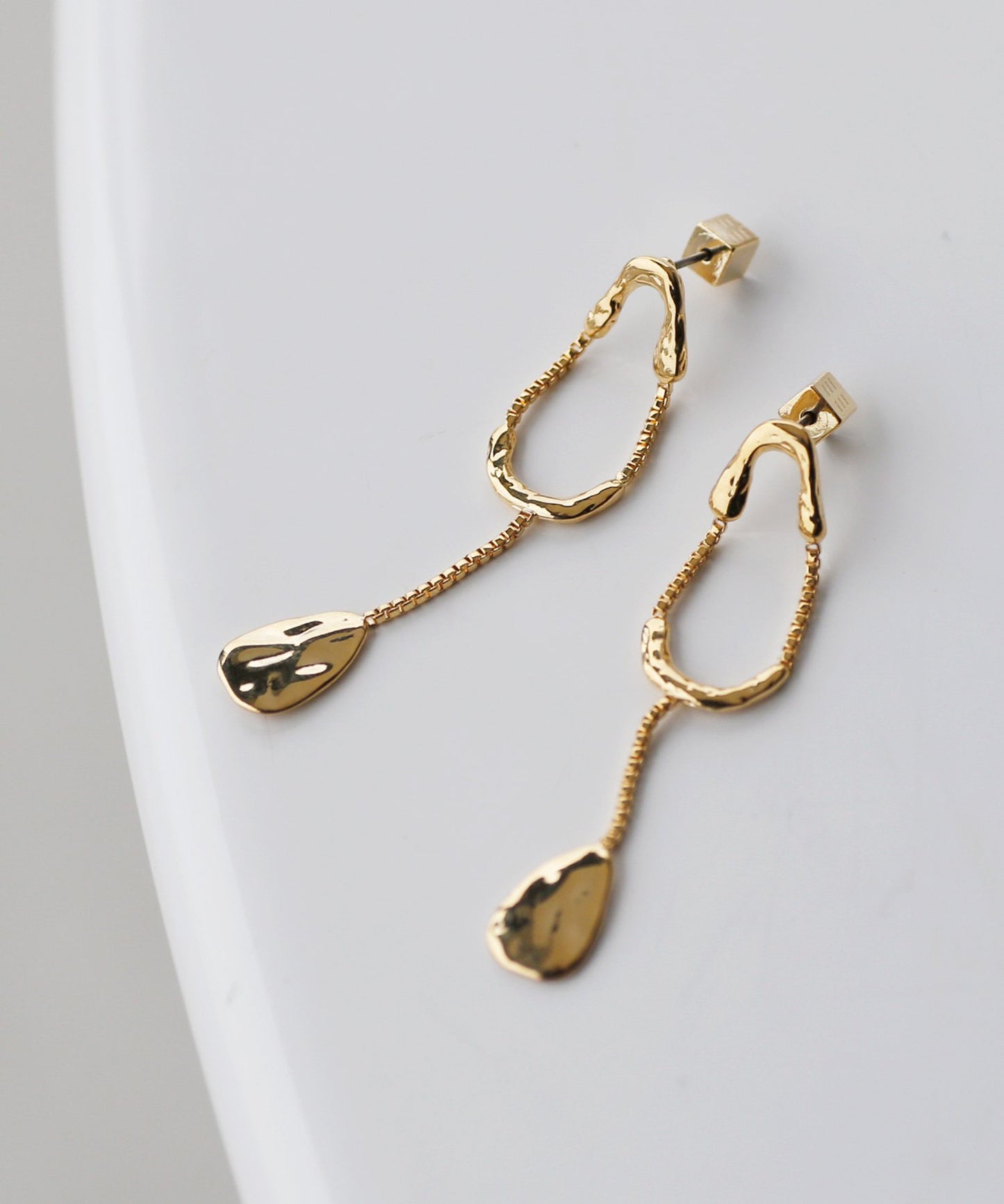 Metal Chain Earrings[Sheerchic]
