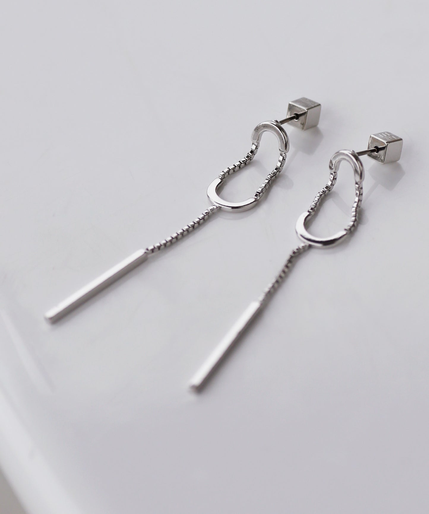 Metal Chain Earrings[Sheerchic]