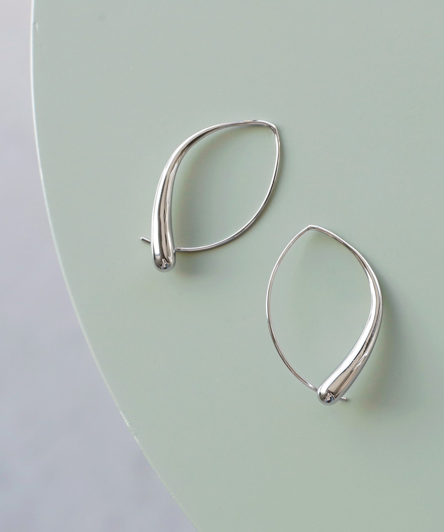 Metal Round Earrings[Sheerchic]